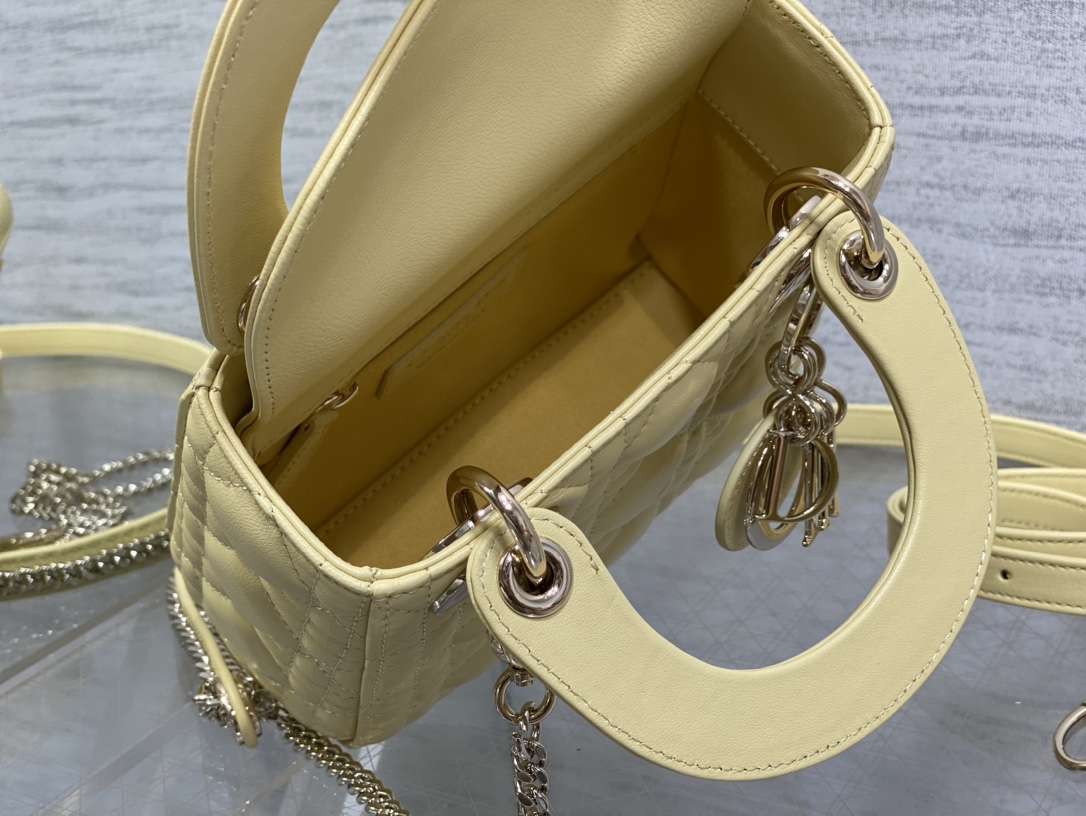 人気流行品 dior レディトート バッグスーパーコピー 牛革 優雅レディ レザー 斜め掛けバッグ ハンドバッグ イエロー_8