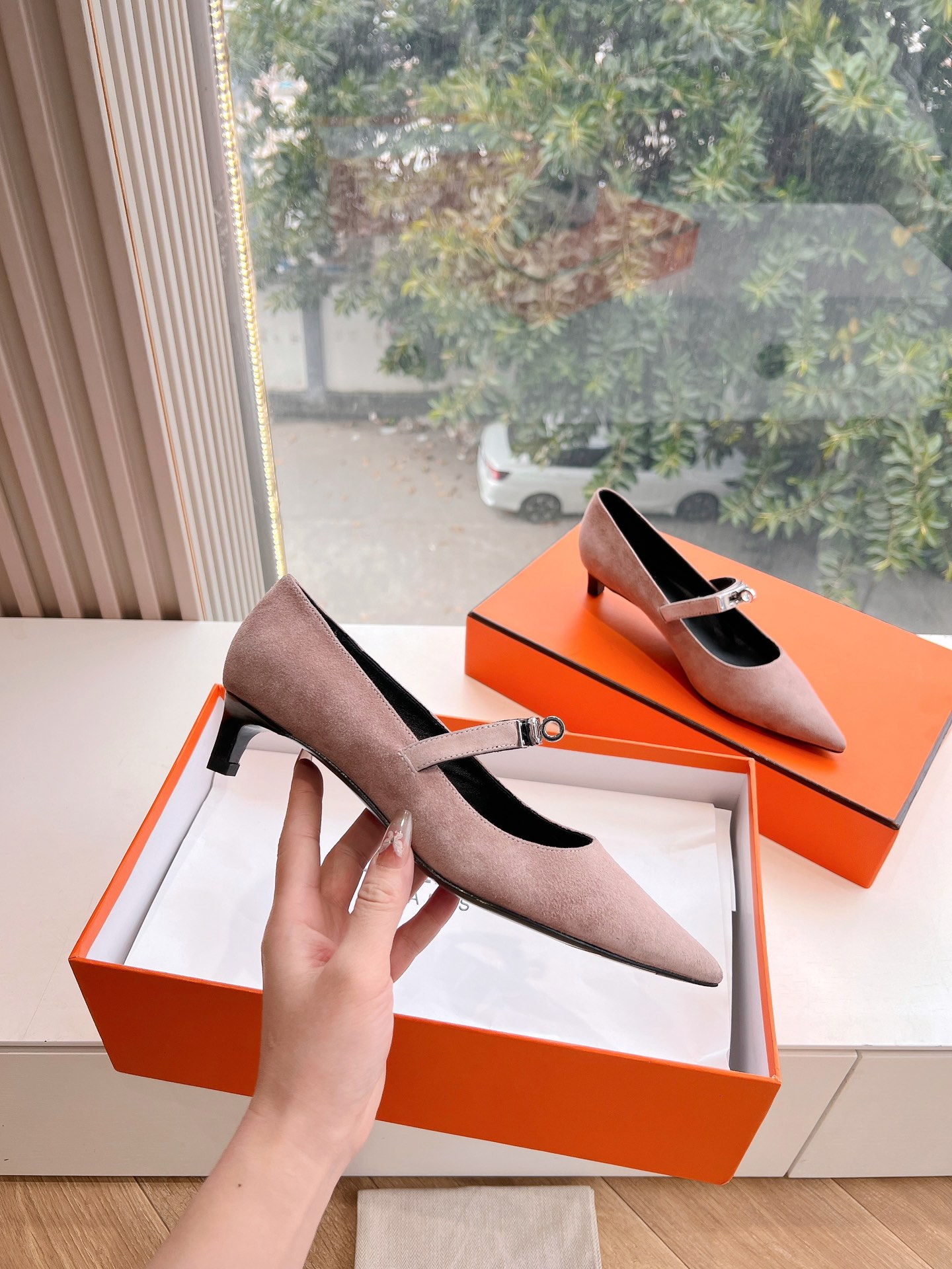 hermes ファースト シューズスーパーコピー パップス 優雅 レディ 本革 上質品 あるきやすい ピンク_3