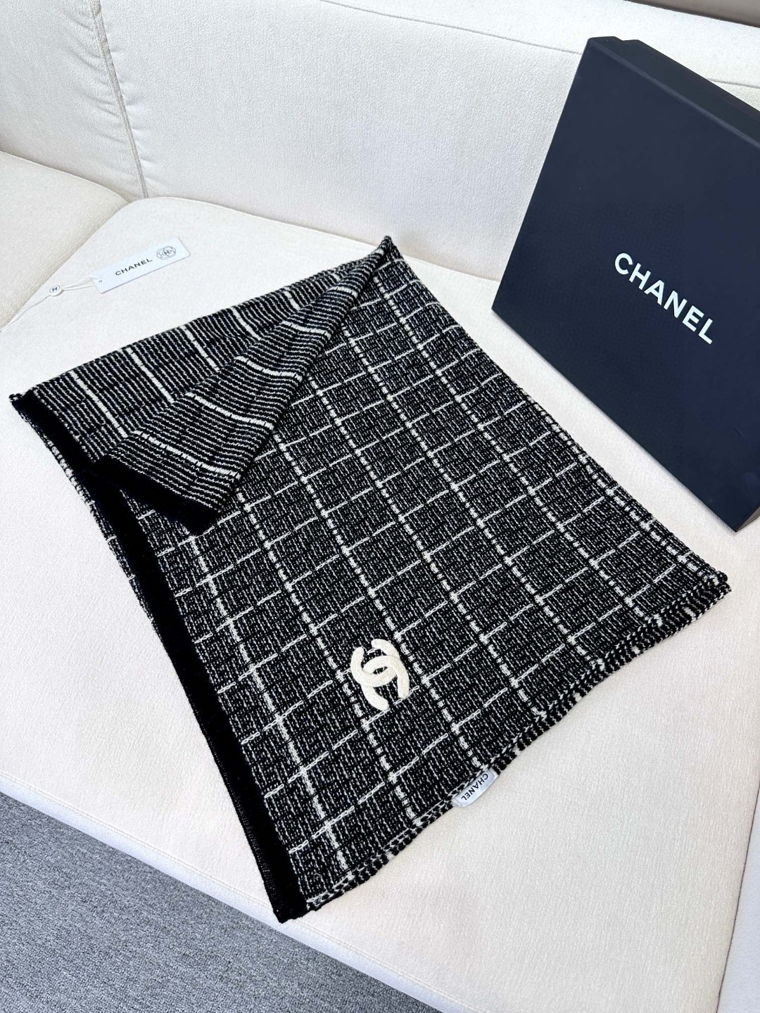 上質品 シャネルスカーフ 買取価格コピー ウール 柔らかい 厚手 冬 暖かい 防寒 保温 ブラック_3