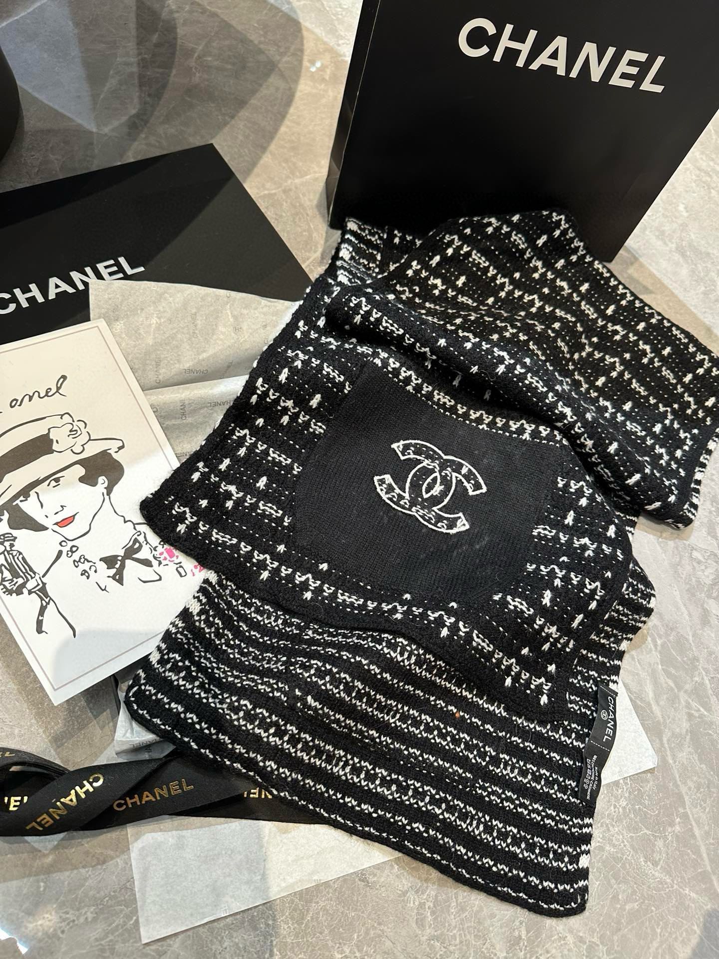 シャネルスカーフメルカリ偽物 ウール 柔らかくて暖かい 防寒 保温 レディ 格子 ブラック_4