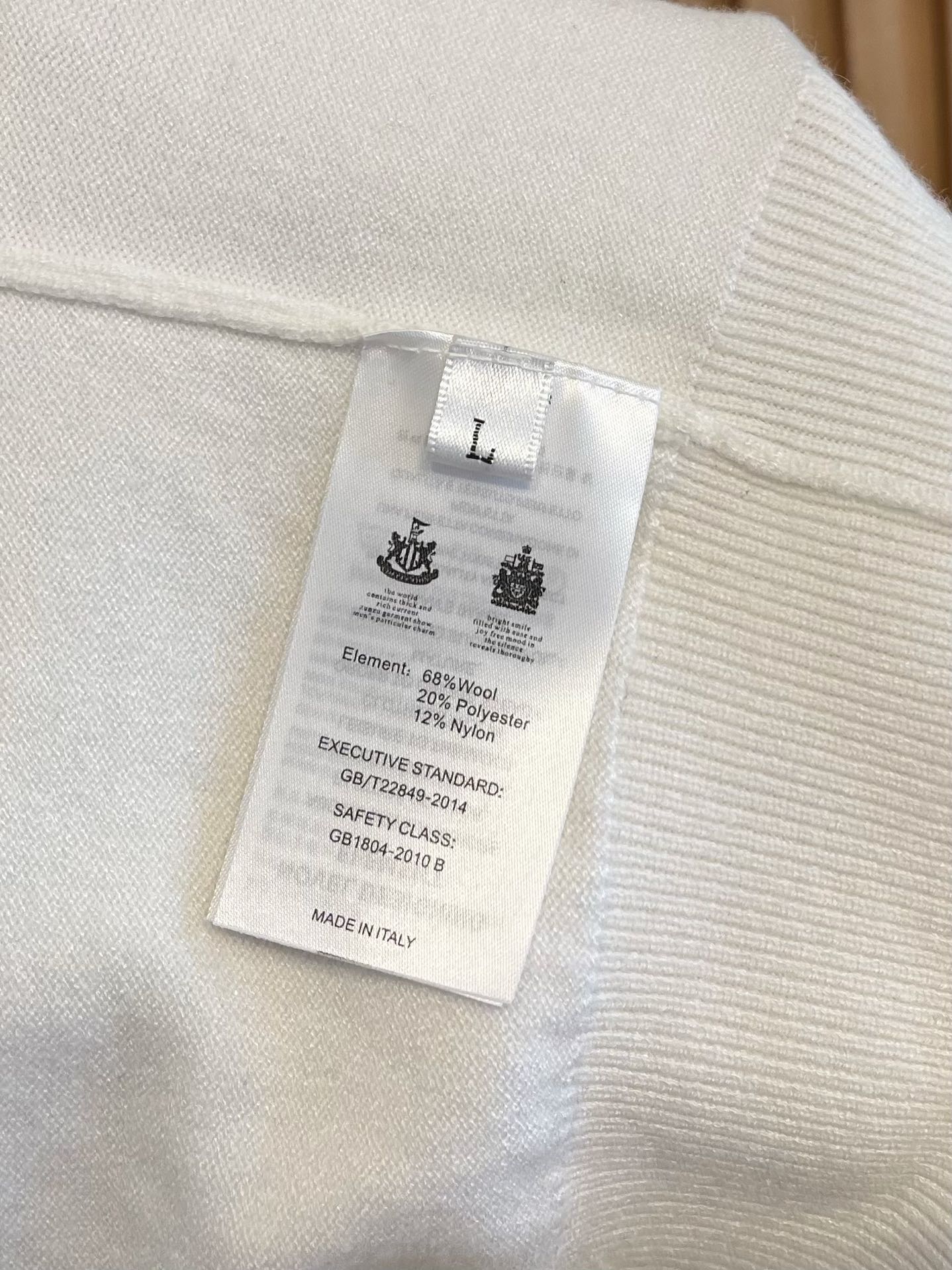 シャネル の セーターＮ級品 トップス ニット素材 柔らかい 防寒性に優れた ホワイト_7