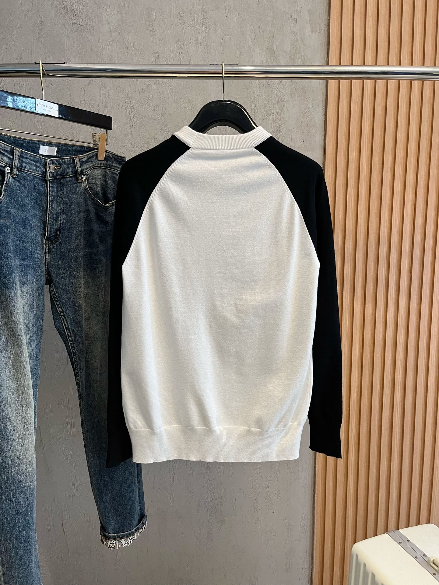 シャネル の セーターＮ級品 トップス ニット素材 柔らかい 防寒性に優れた ホワイト_8