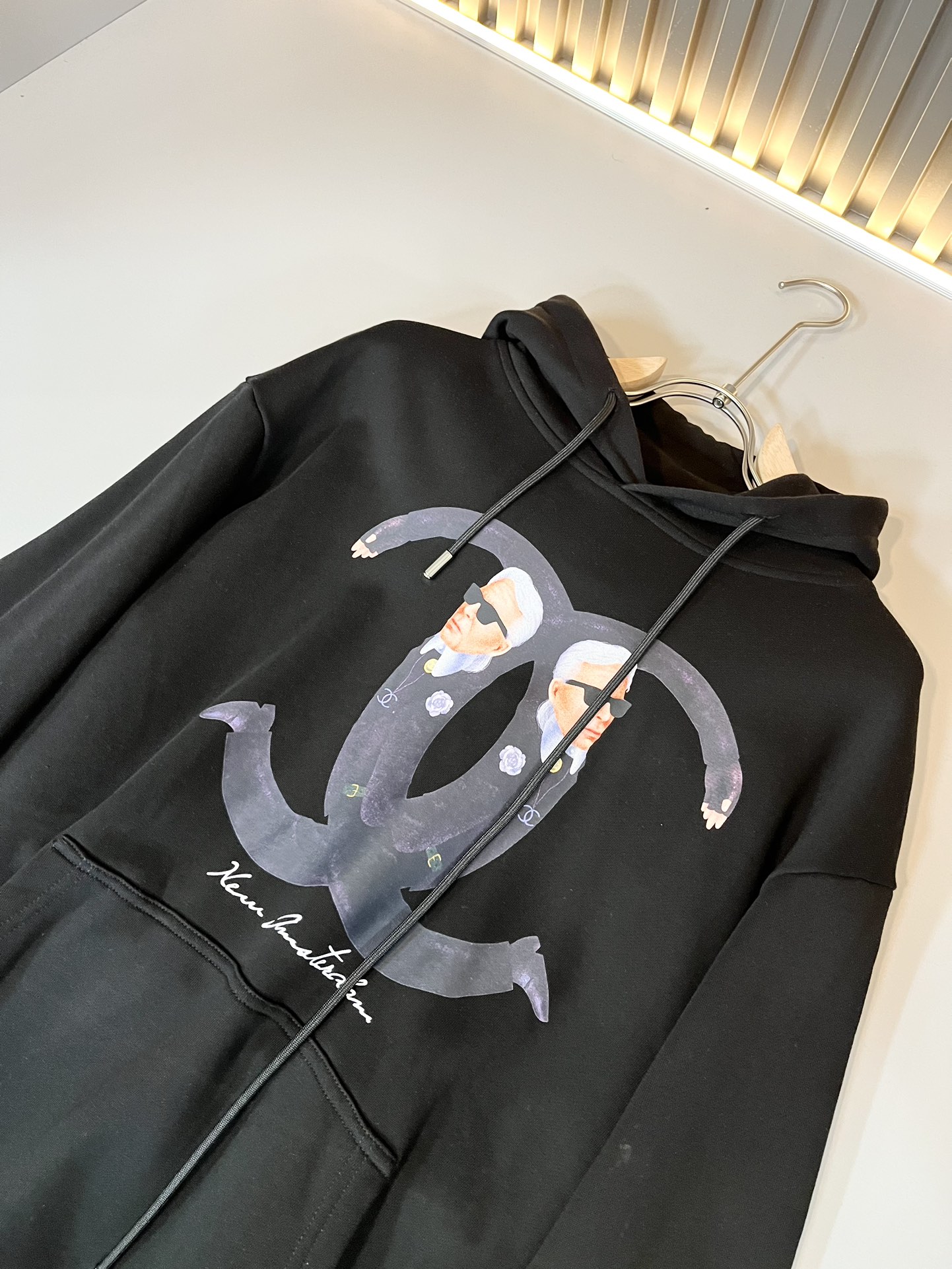 シャネルパーカー激安Ｎ級品 純綿 トップス カップル フード付き 柔軟 男女兼用 ブラック_6