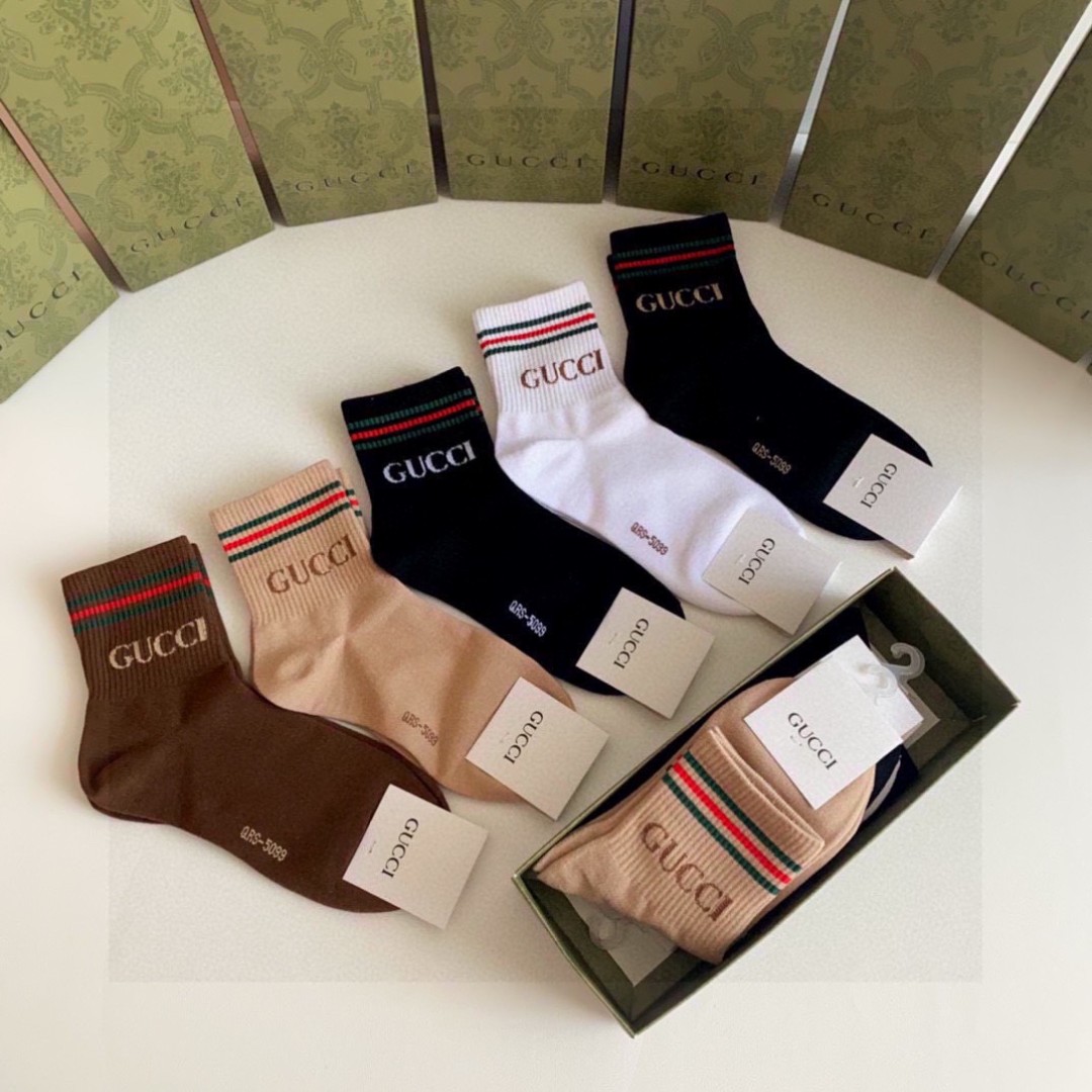 お得品‼グッチ 靴下 ピンクＮ級品 シンプル 純綿 柔らかい 抗菌 ソックス 柔軟 ロング 5足セット_5