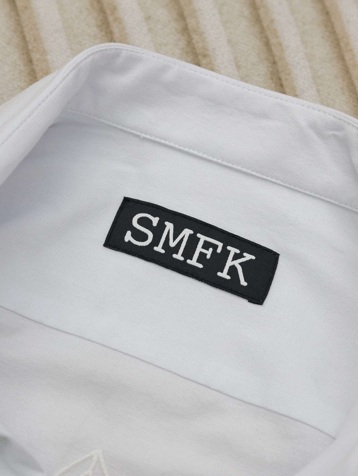 最新到着‼smfkトップスコピー 100%綿 シャツ 長袖 ロゴ刺繍 ビジネス 通勤 シンプル ホワイト_9