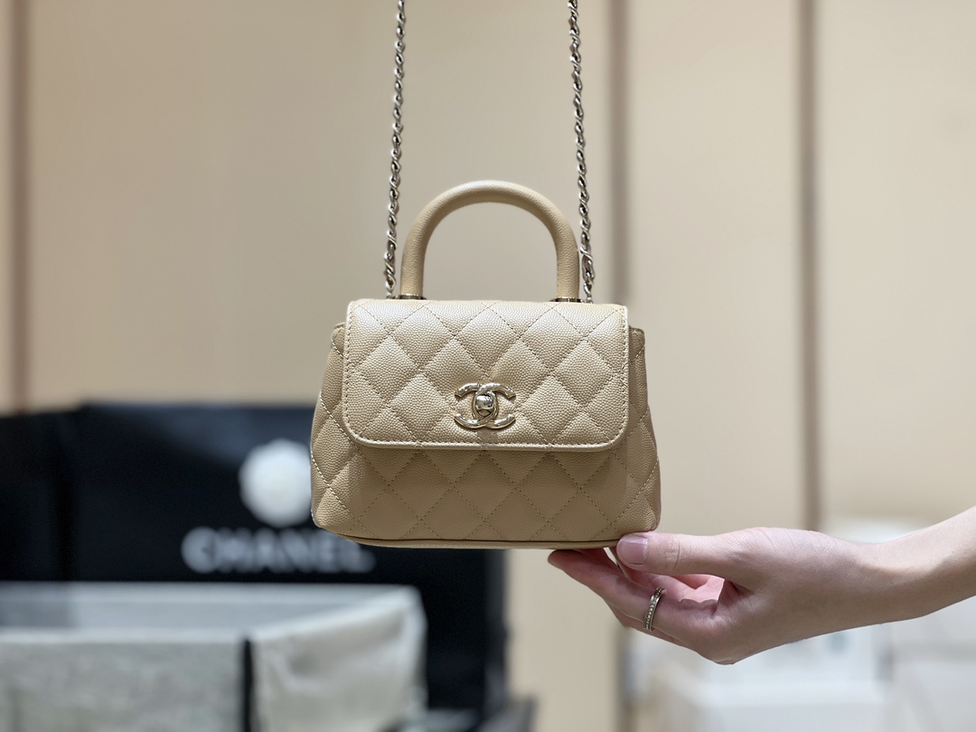 超ミニサイズ シャネルバッグ 修理 値段コピー チェーンバッグ ハンドバッグ 優雅レディ 本革 レザー ベージュ色_10