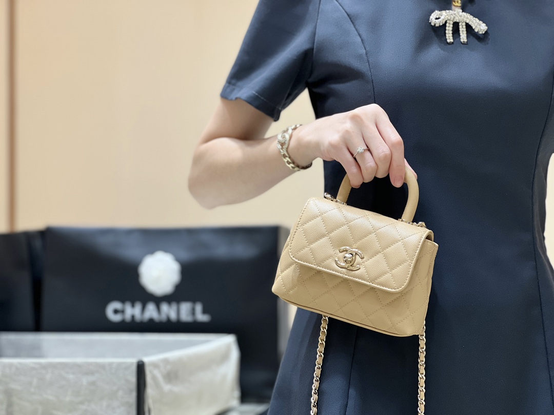 超ミニサイズ シャネルバッグ 修理 値段コピー チェーンバッグ ハンドバッグ 優雅レディ 本革 レザー ベージュ色_17