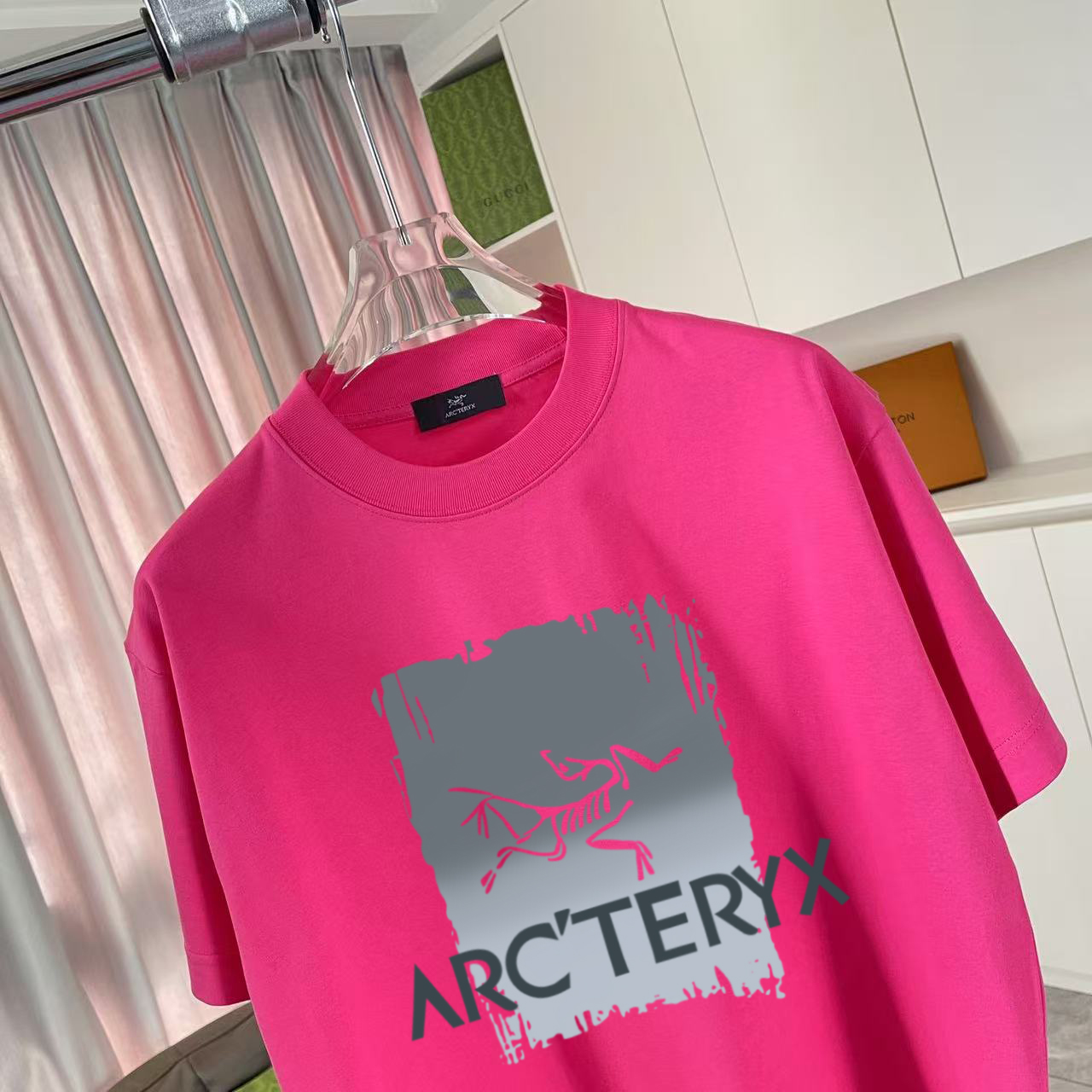 超激得価格arc teryx スプリット t シャツスーパーコピー 短袖 純綿 トップス プリント 男女兼用 ローズレッド_3