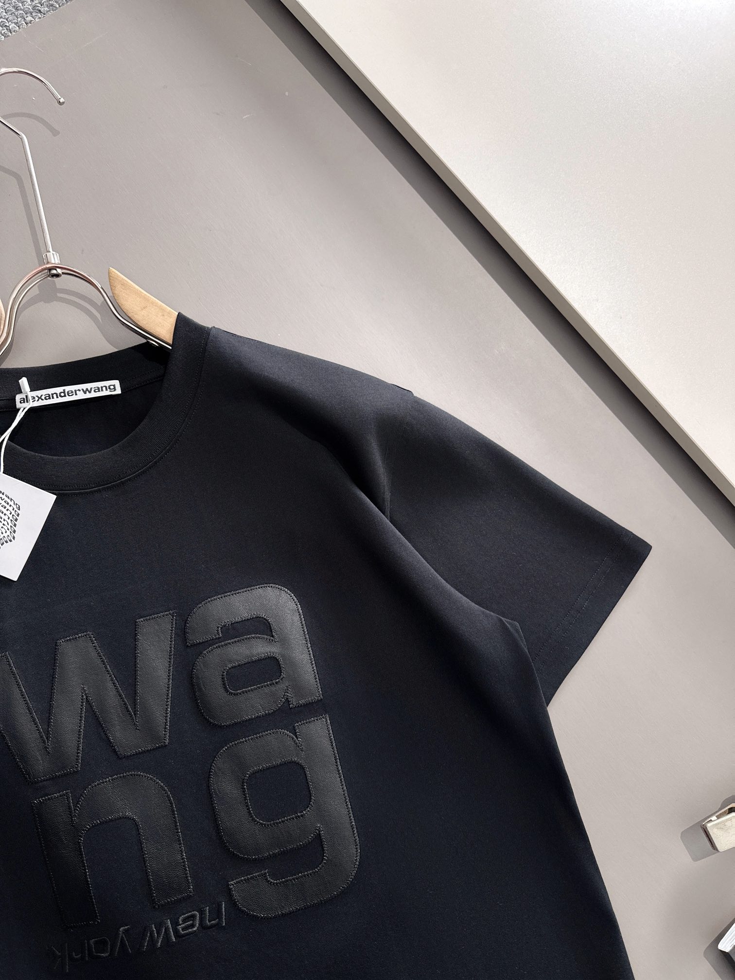 お得品‼アレキサンダーワン tシャツ セールスーパーコピー 男女兼用 プリント 短袖トップス 純綿 ブラック_3