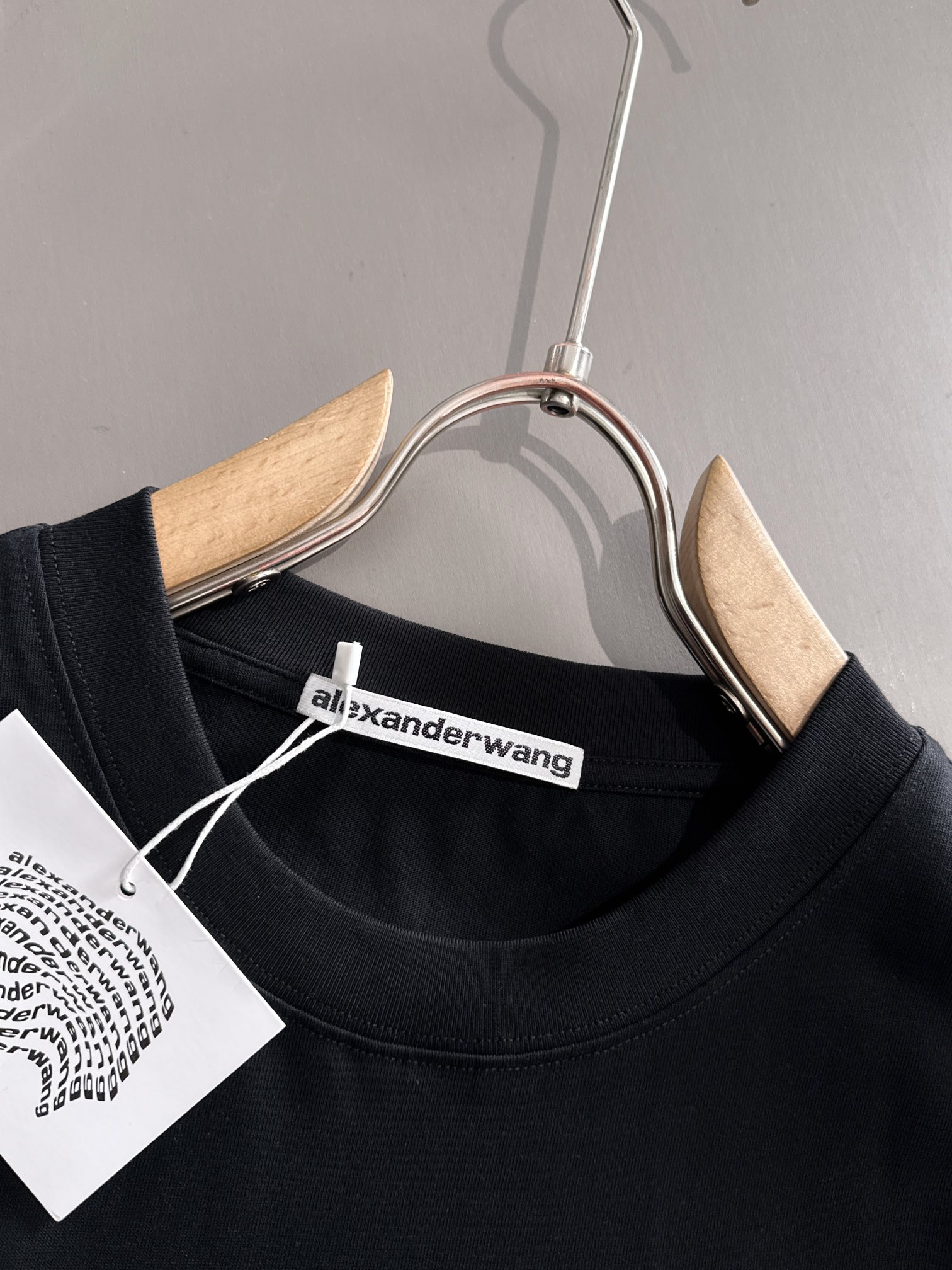お得品‼アレキサンダーワン tシャツ セールスーパーコピー 男女兼用 プリント 短袖トップス 純綿 ブラック_4