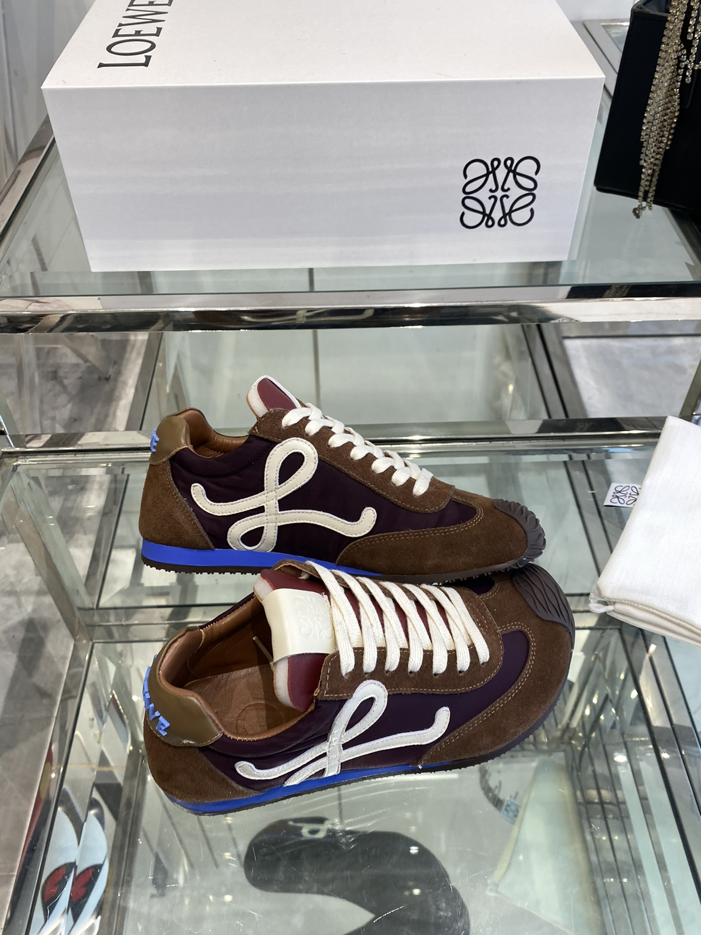 目を引く存在感 loewe スニーカー アウトレット偽物 カジュアルシューズ 男女兼用 ランニング 運動 ブラウン_7