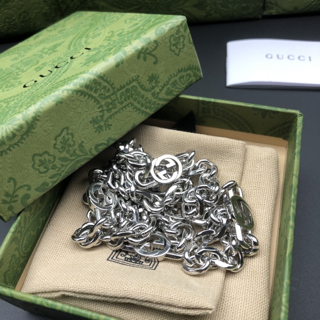 個性的な グッチネックレス 買取Ｎ級品 高品質 シンプル 優雅なデザイン シルバー_3