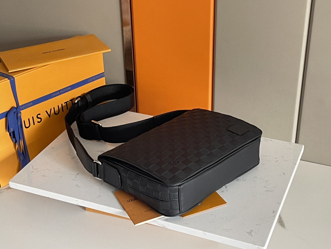 お値打ち価格 ルイヴィトンバッグ クリーニングコピー 牛革 レザー 斜め掛けバッグ  N42711 ブラック_6