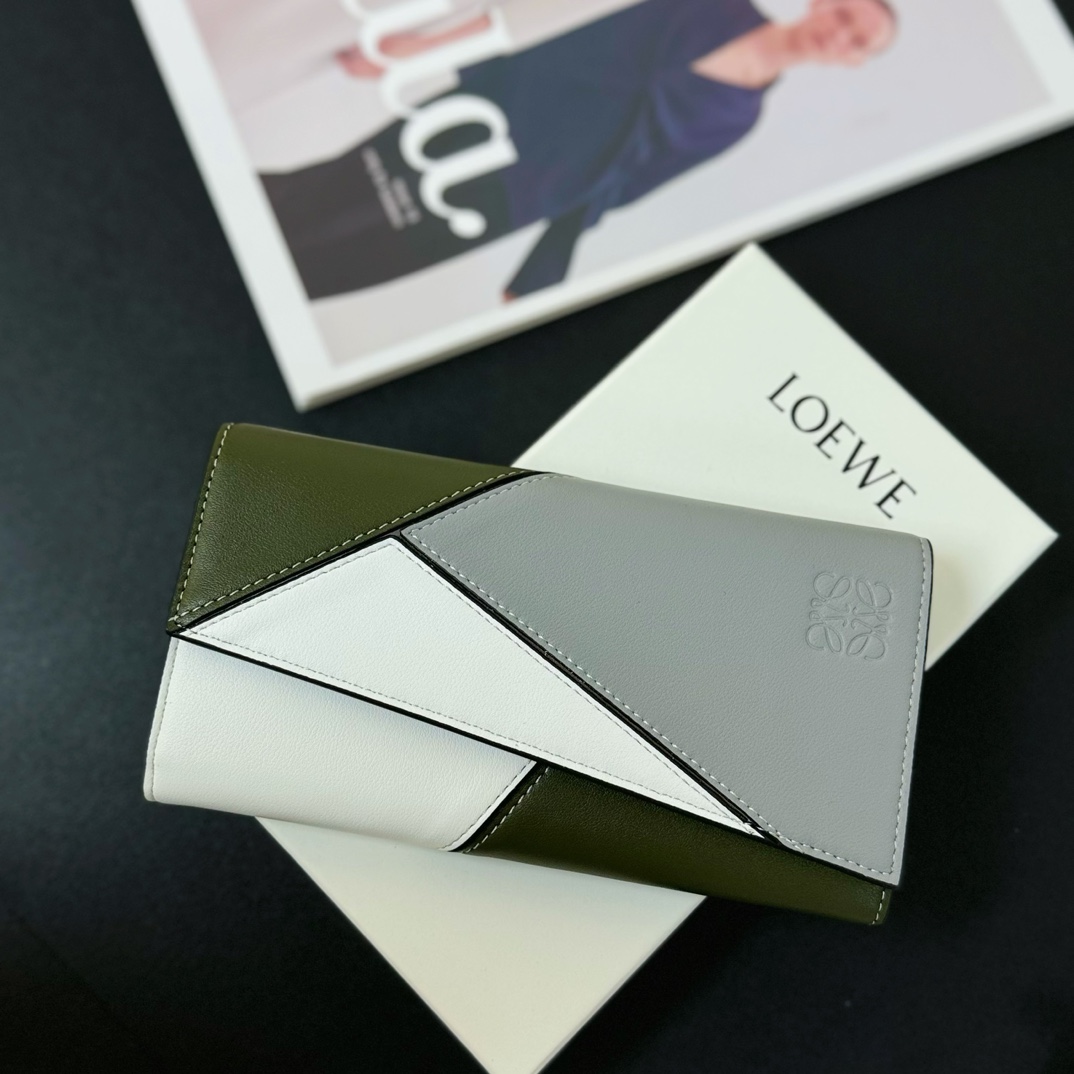 人気流行品 ロエベ財布 インスタ偽物 レザー 牛革 シンプル 長財布 おしゃれ グレー_2