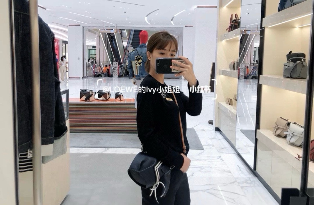 loewe バッグ偽物 レザー 牛革  小象かたち 可愛い 斜め掛けバッグ 66010 ブルー_3