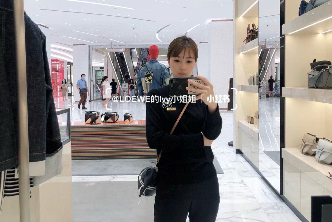 loewe バッグ偽物 レザー 牛革  小象かたち 可愛い 斜め掛けバッグ 66010 ブルー_4