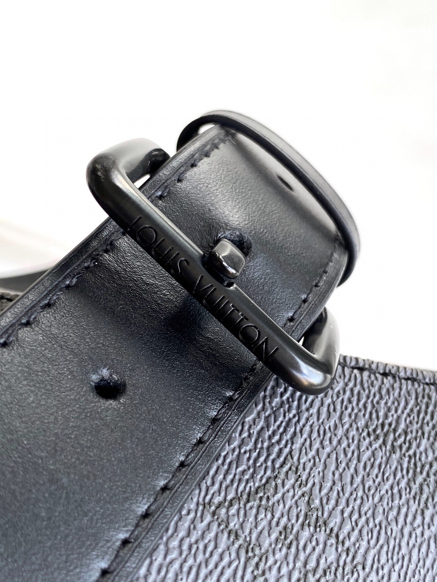 LV 最新の2025年 ヴィトン バッグ 結婚式Ｎ級品 レザー 精緻 柔らかい 斜め掛けバッグ M12681 ブラック_8