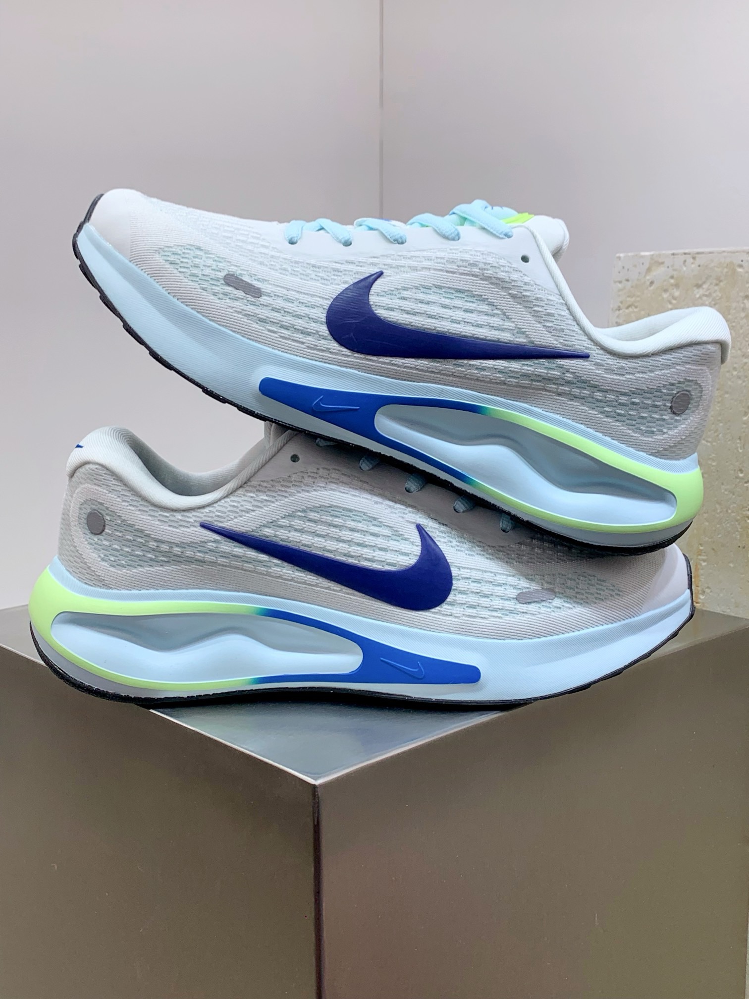 nike レディース スニーカースーパーコピー カジュアル Journey Run 運動シューズ ランニング ホワイト_1