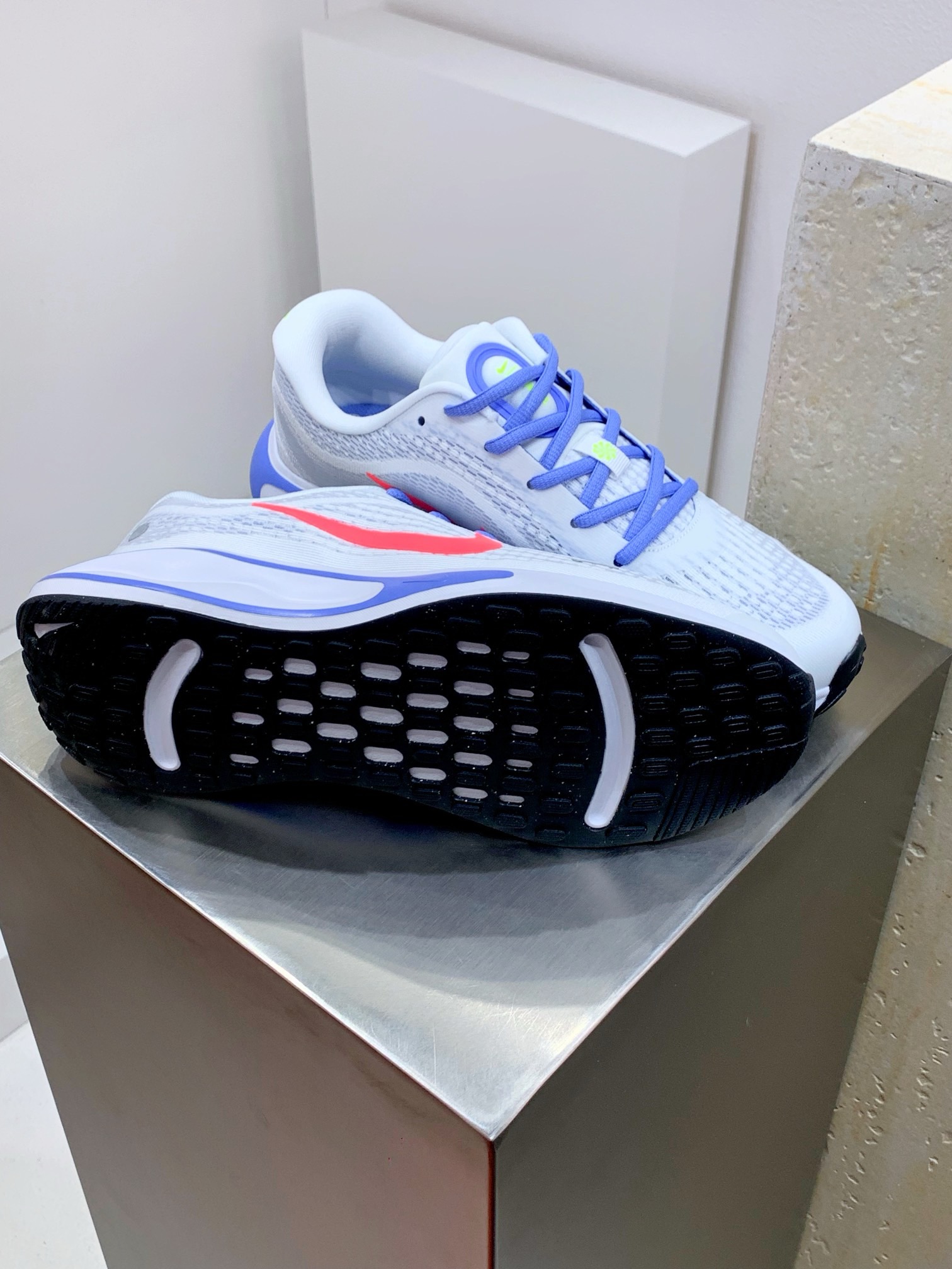 nike キッズ スニーカースーパーコピー ハンサム カジュアル 運動シューズ ランニング ブルー_2