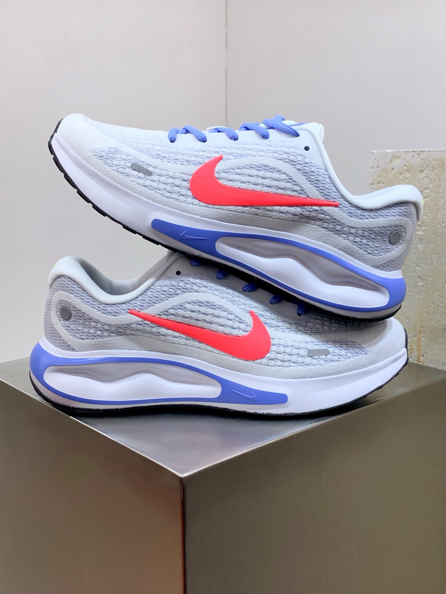nike キッズ スニーカースーパーコピー ハンサム カジュアル 運動シューズ ランニング ブルー_3