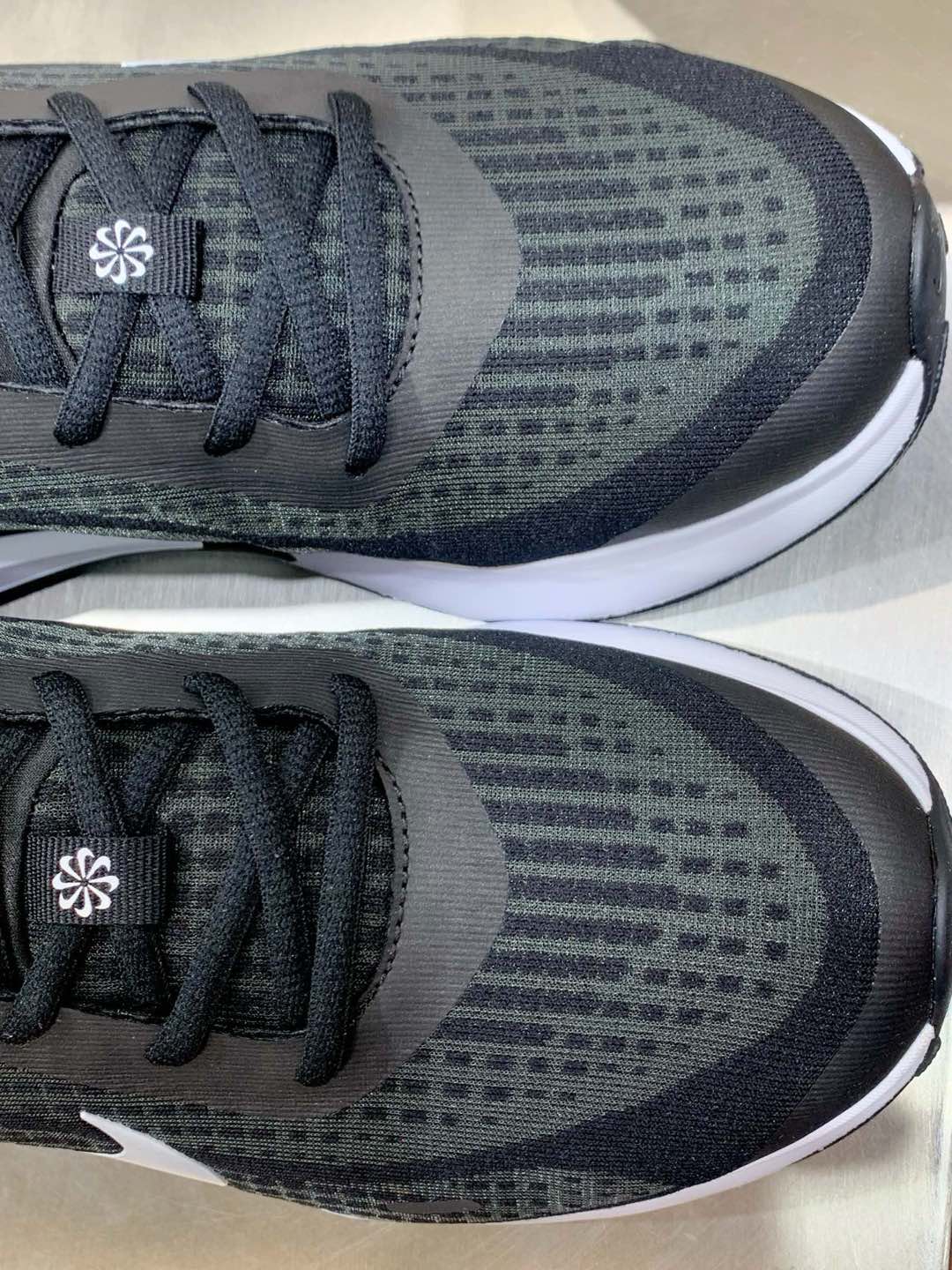 nike 黒 スニーカー偽物 ハンサム 触り心地が良い カジュアル ランニング 運動シューズ ブラック_9
