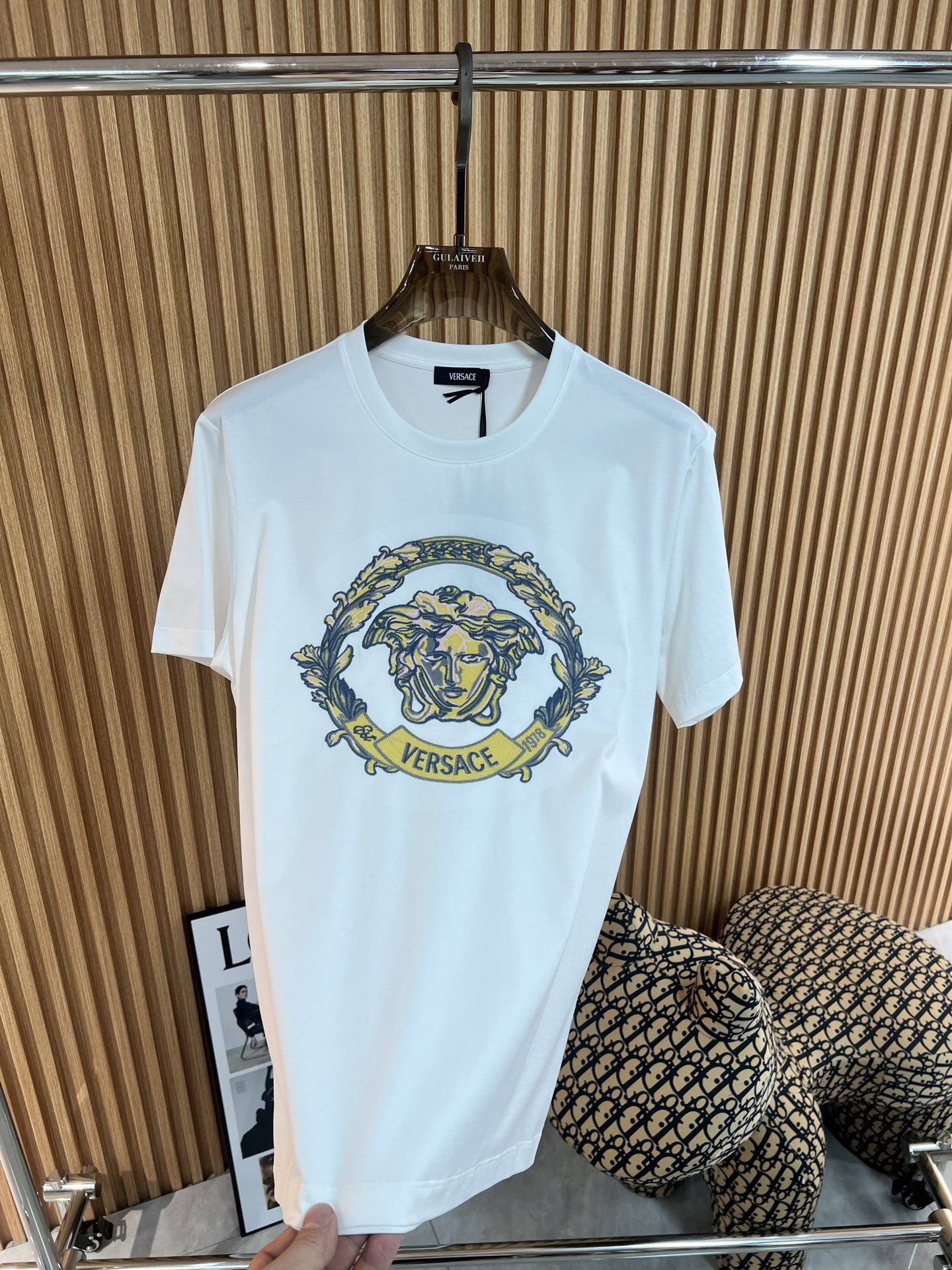 ヴェルサーtシャツ偽物 トップス 綿100% 半袖 プリント 夏服 ファッション感 ホワイト_4