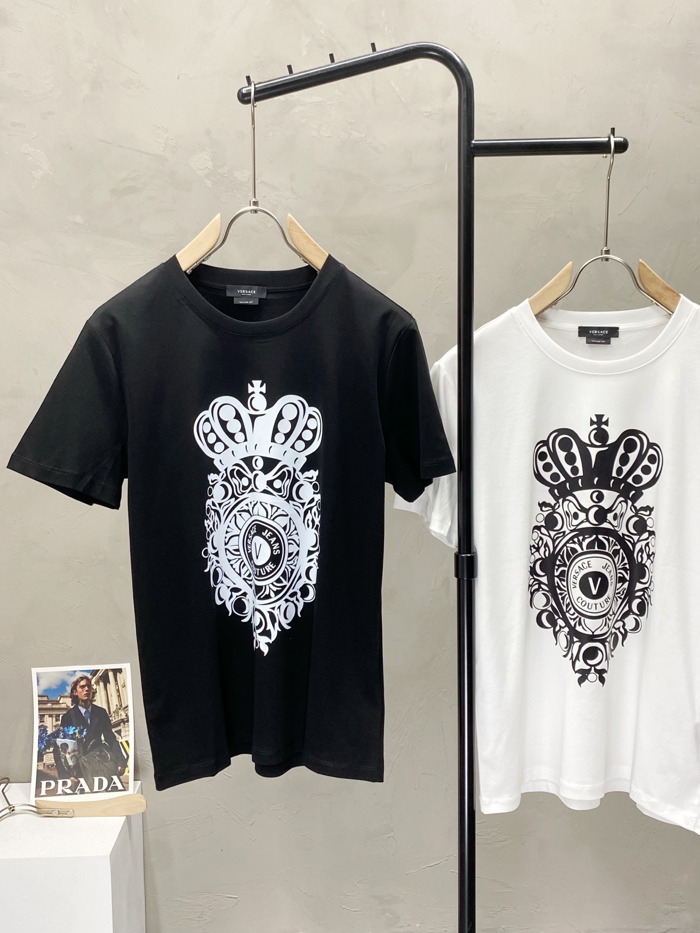 ヴェルサーチェ tシャツ メンズ偽物 トップス 綿100% 半袖Ｔシャツ ゆったり プリント  多色可選_2