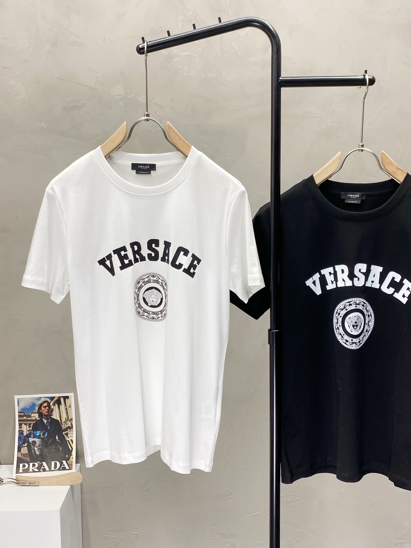 ヴェルサーチコレクション tシャツコピー トップス 綿100% 半袖Ｔシャツ ゆったり プリント  多色可選_2