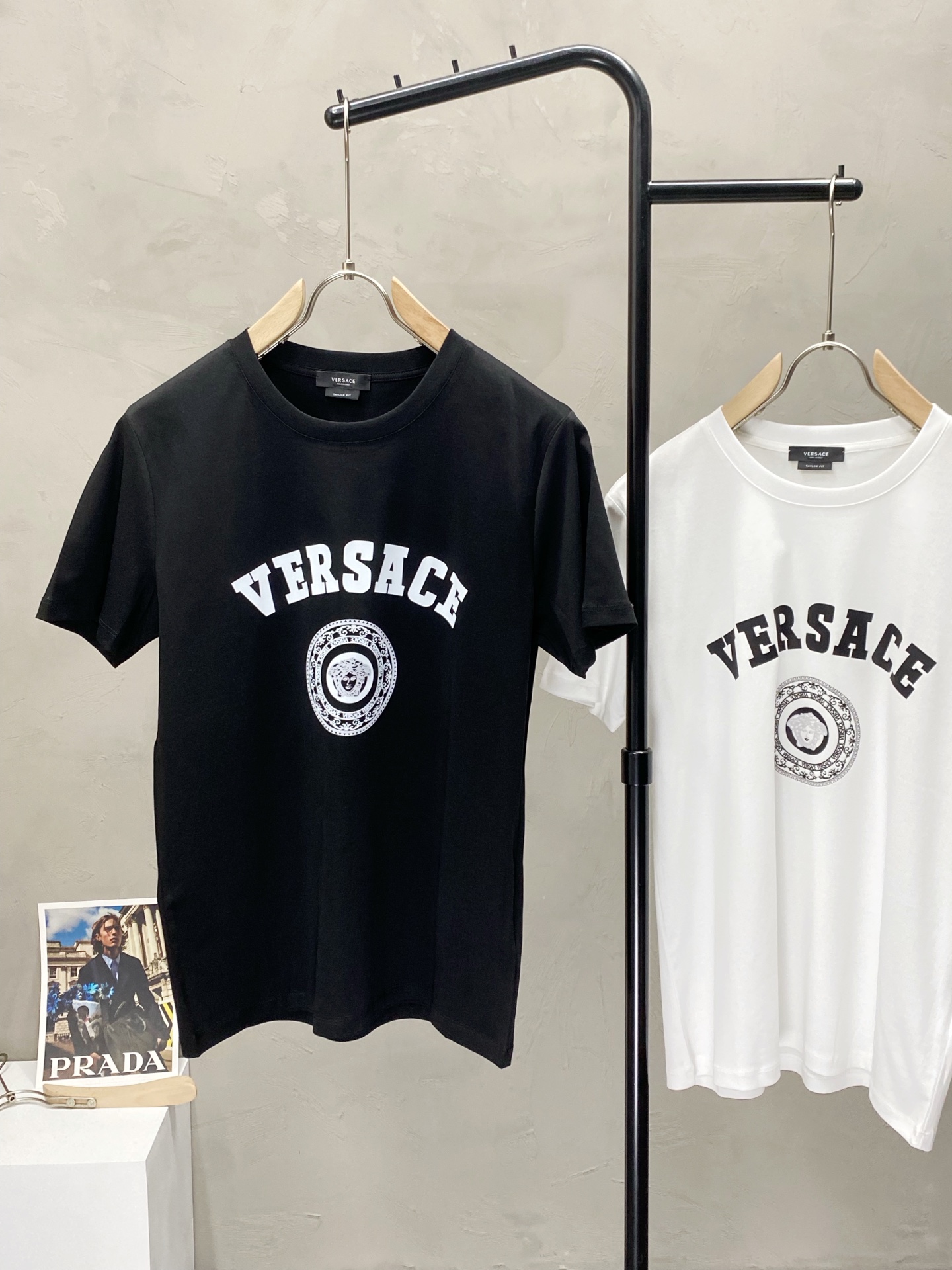 ヴェルサーチコレクション tシャツコピー トップス 綿100% 半袖Ｔシャツ ゆったり プリント  多色可選_4