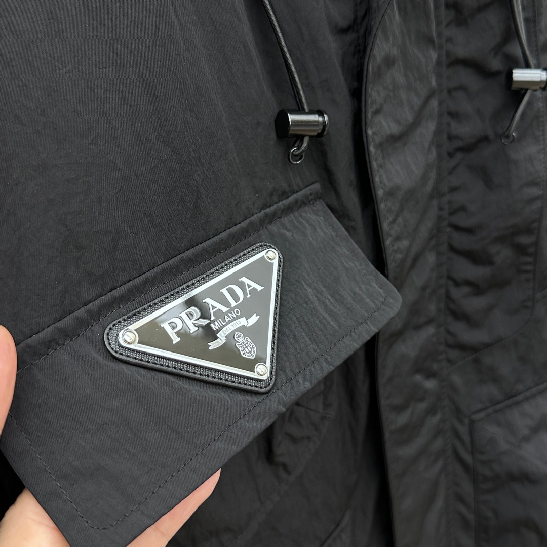 prada ステッチ ジャケットコピー シンプル 軽量 アウター 防風 トップス フード付き 柔らかい ブラック_5