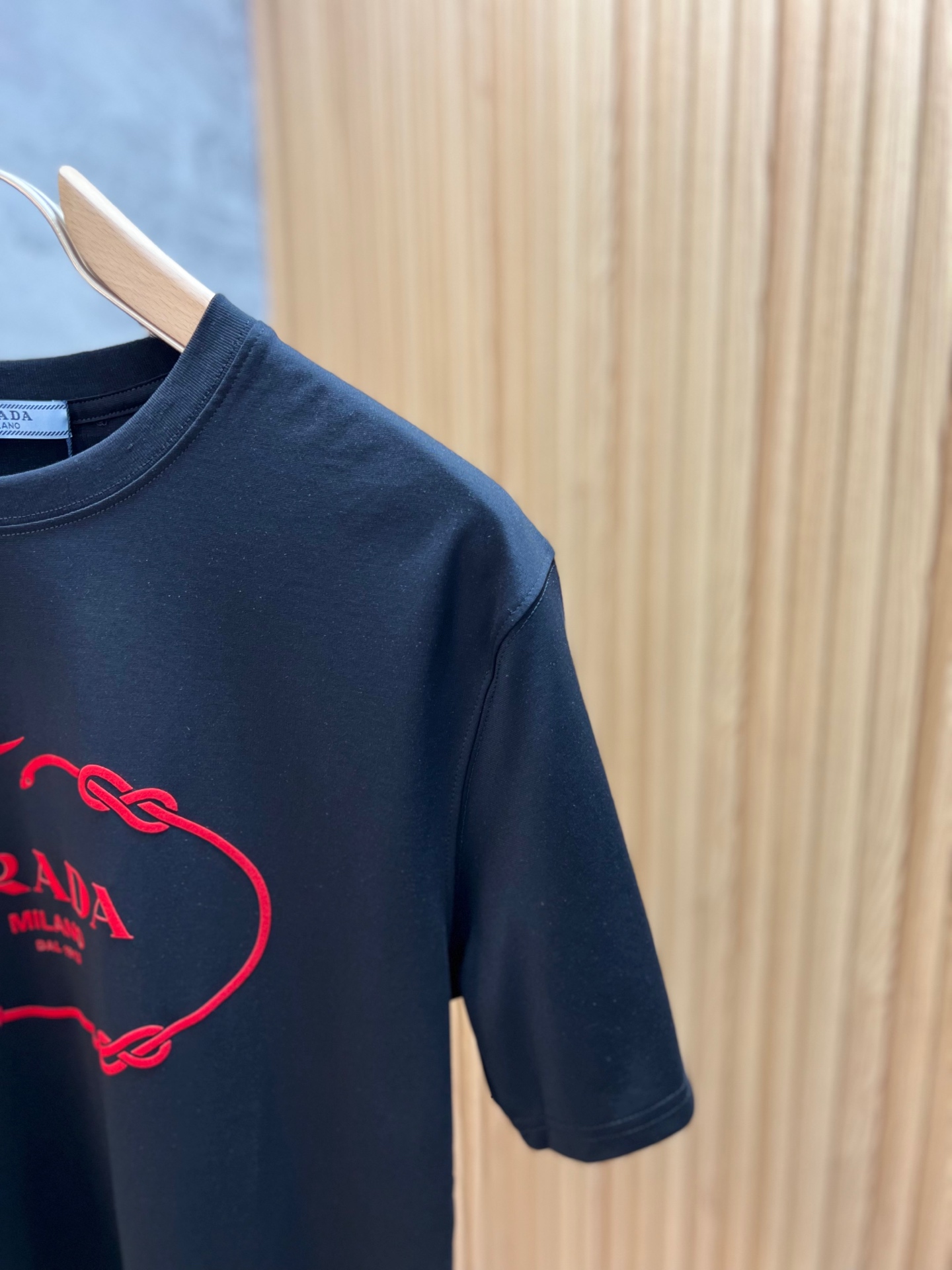 大得価の prada t シャツコピー トップス 短袖 柔らかい 純綿 プリント シンプル ブラック_7