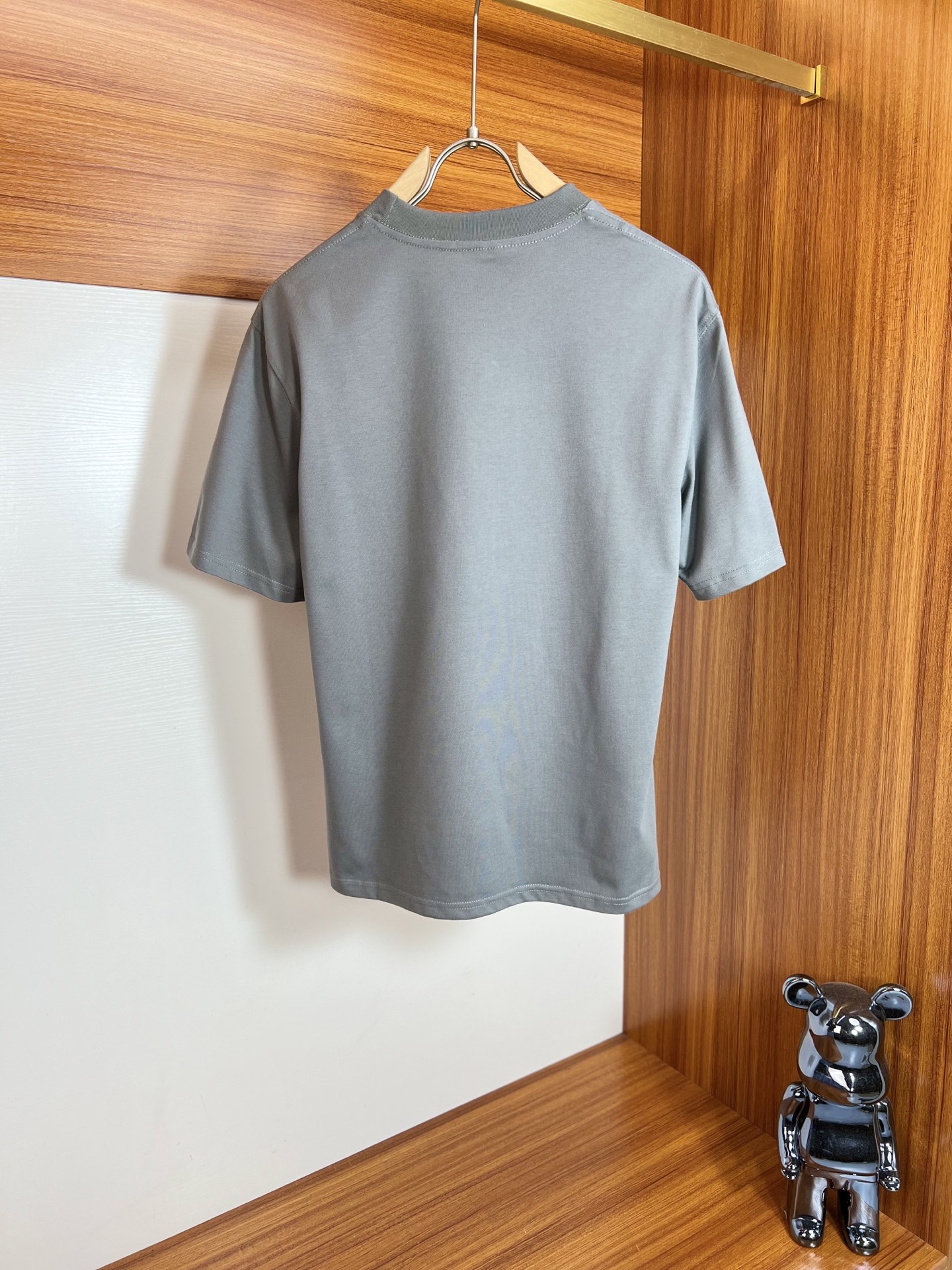 prada ティー シャツ激安通販 トップス 短袖Ｔシャツ 柔らかい 純綿 プリント 上質商品 グレー_2