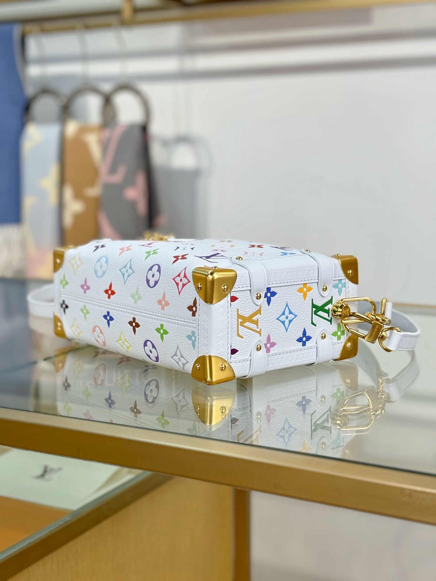 優雅レディ ルイヴィトンバッグ新作スーパーコピー 花柄 本革 レザー 斜め掛け ハンドバッグ M14046 ホワイト_2