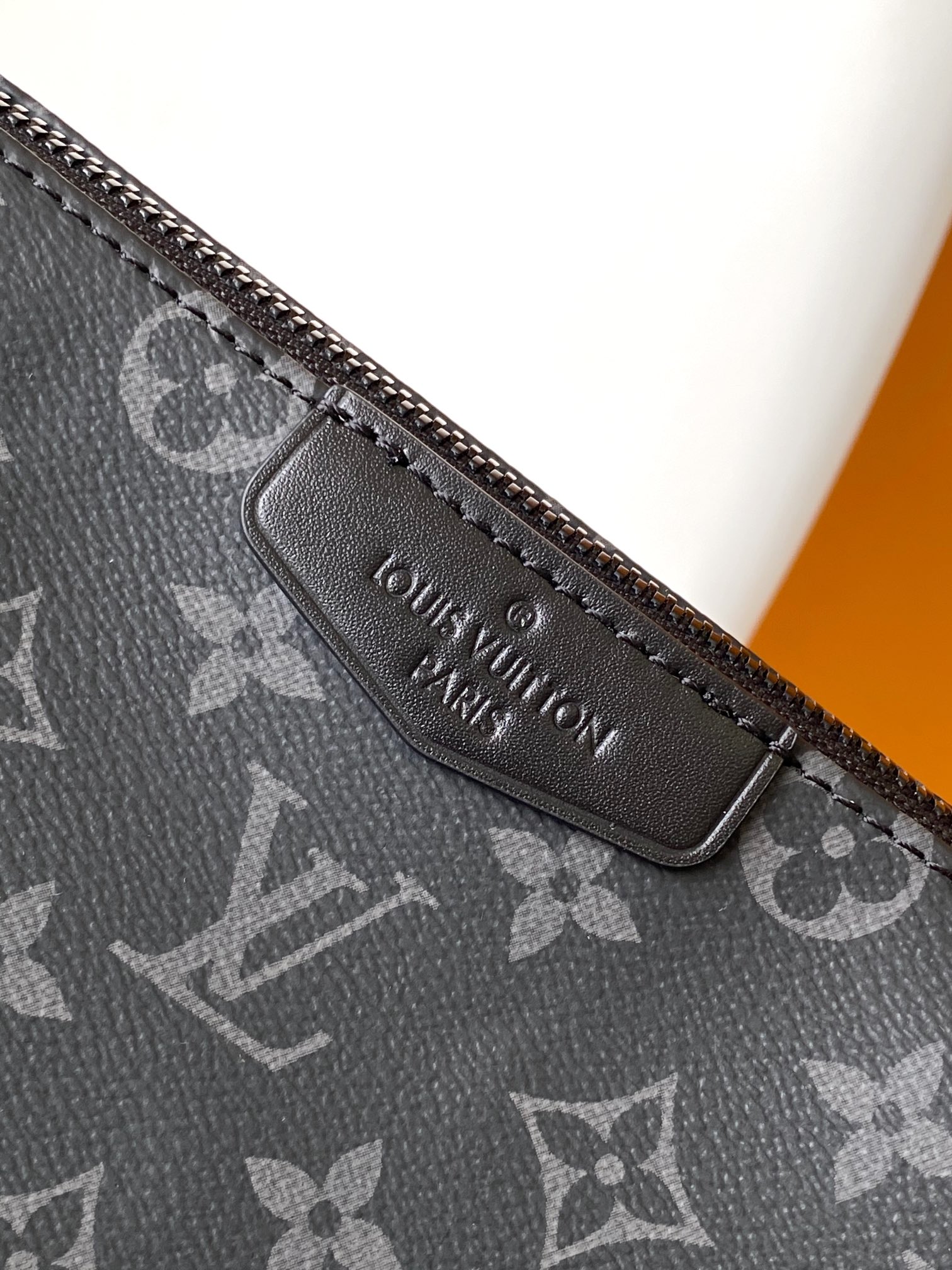 LV 人気定番 ヴィトン バッグ 軽い偽物 斜め掛けバッグ  牛革 上質 シンプル M11741 ブラック_5