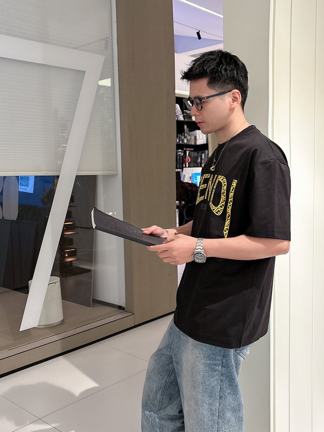 fendi レディース t シャツスーパーコピー 純綿 トップス ロゴプリント 柔らかい ブラック_7