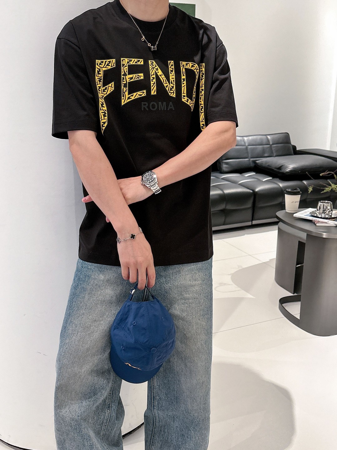 fendi レディース t シャツスーパーコピー 純綿 トップス ロゴプリント 柔らかい ブラック_8