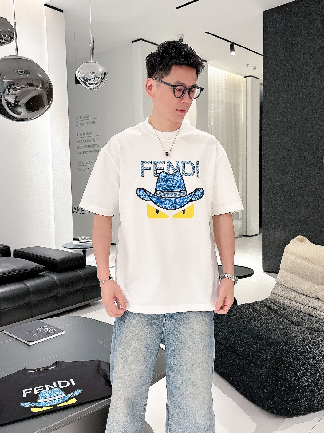 fendi ヴェルサーチ t シャツ偽物 シンプル  純綿Tシャツ トップス プリント 柔軟 ホワイト_11
