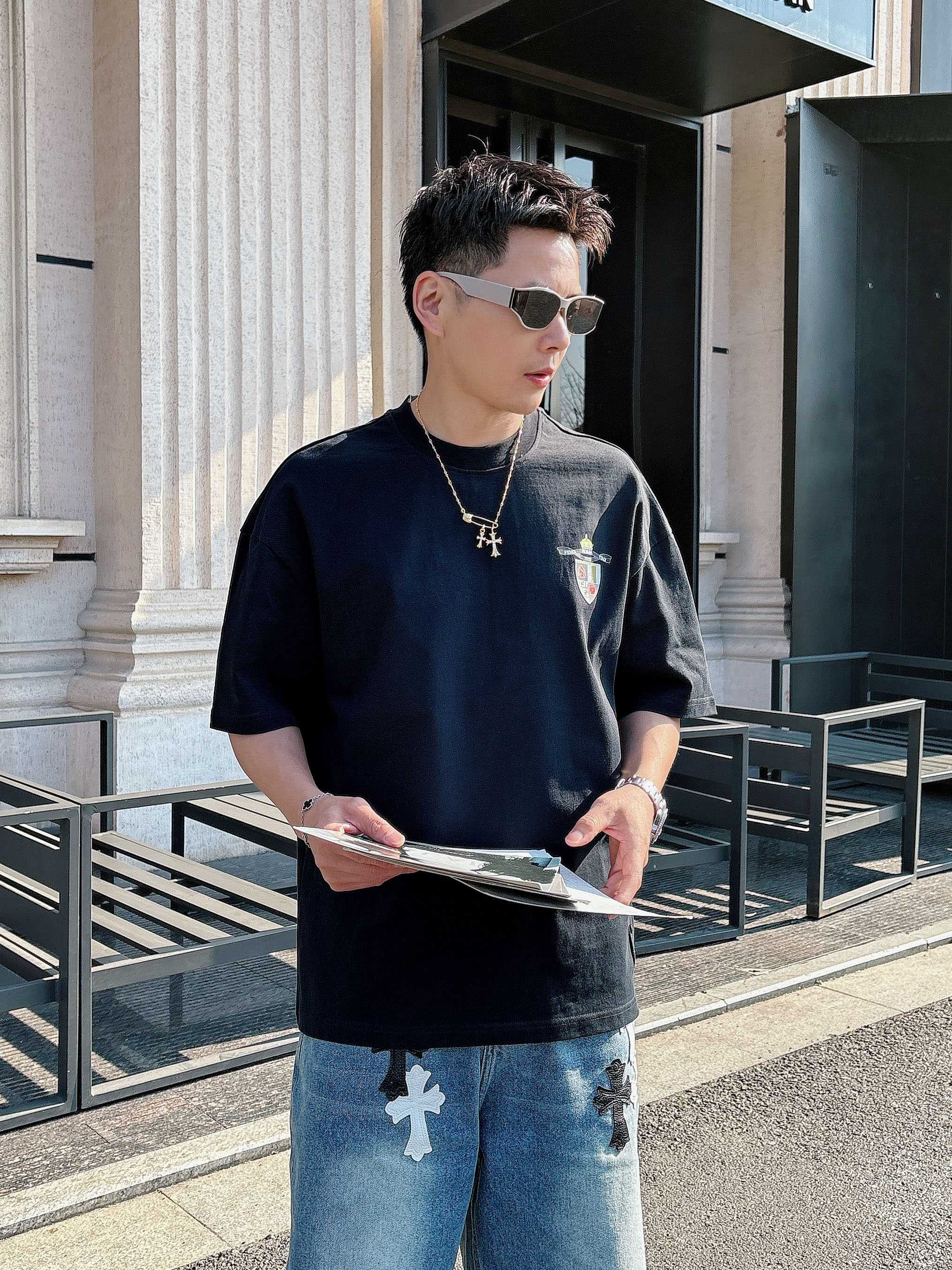 超激得価格 フェンディ くま t シャツ偽物  純綿 半袖 トップス プリント 柔らかい ブラック_5