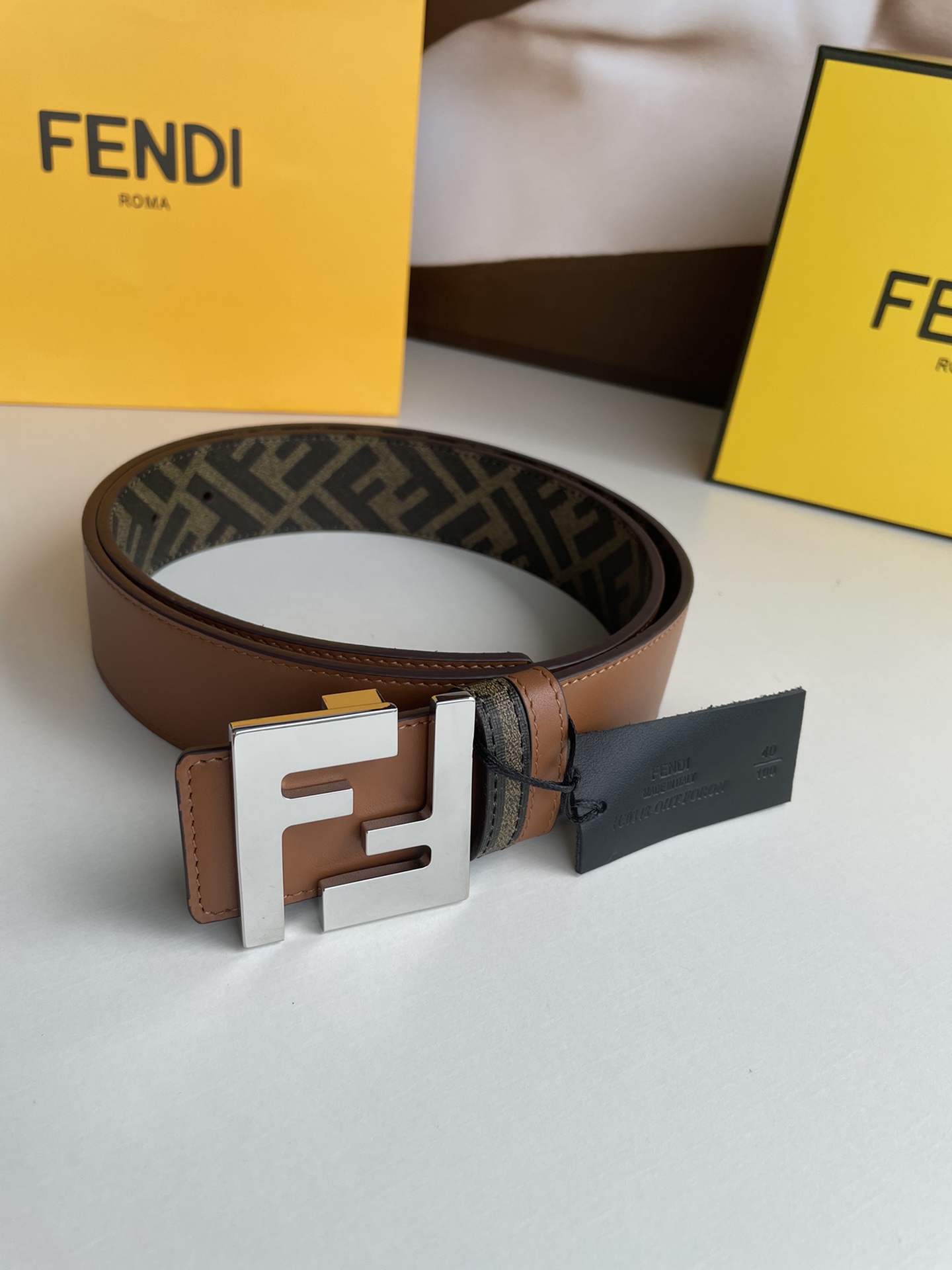 フェンディ 本店コピー 牛革 レザー  幅4.0cm ビジネス 通勤 上質 メンズ ブラック_3