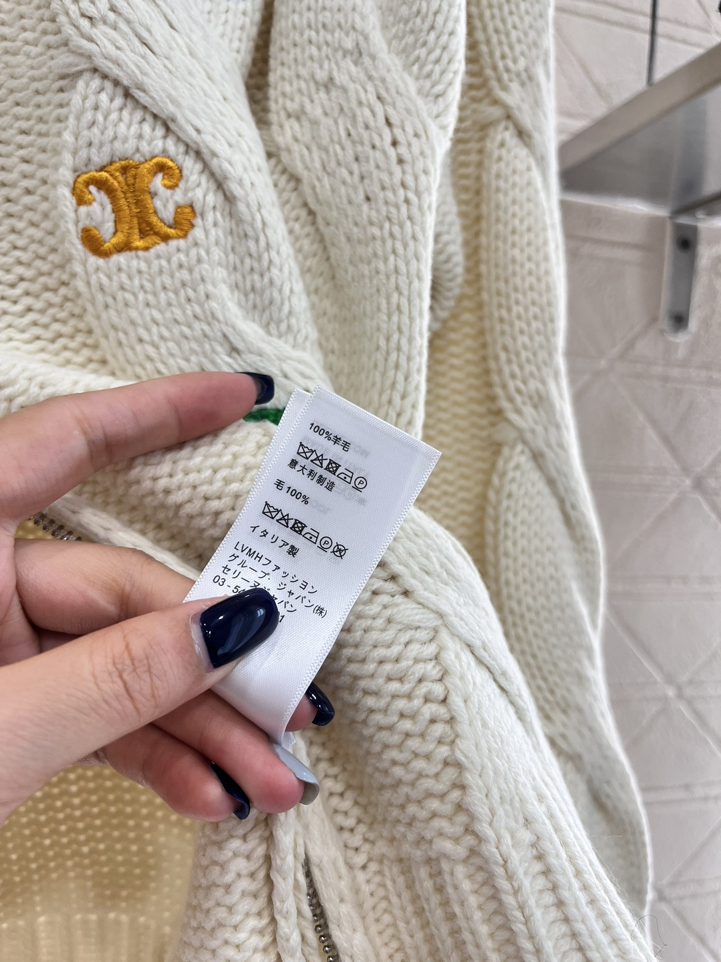 chanel セータースーパーコピー アウター ロゴ刺繍 ニット フード付き 柔軟 暖かい ホワイト_4