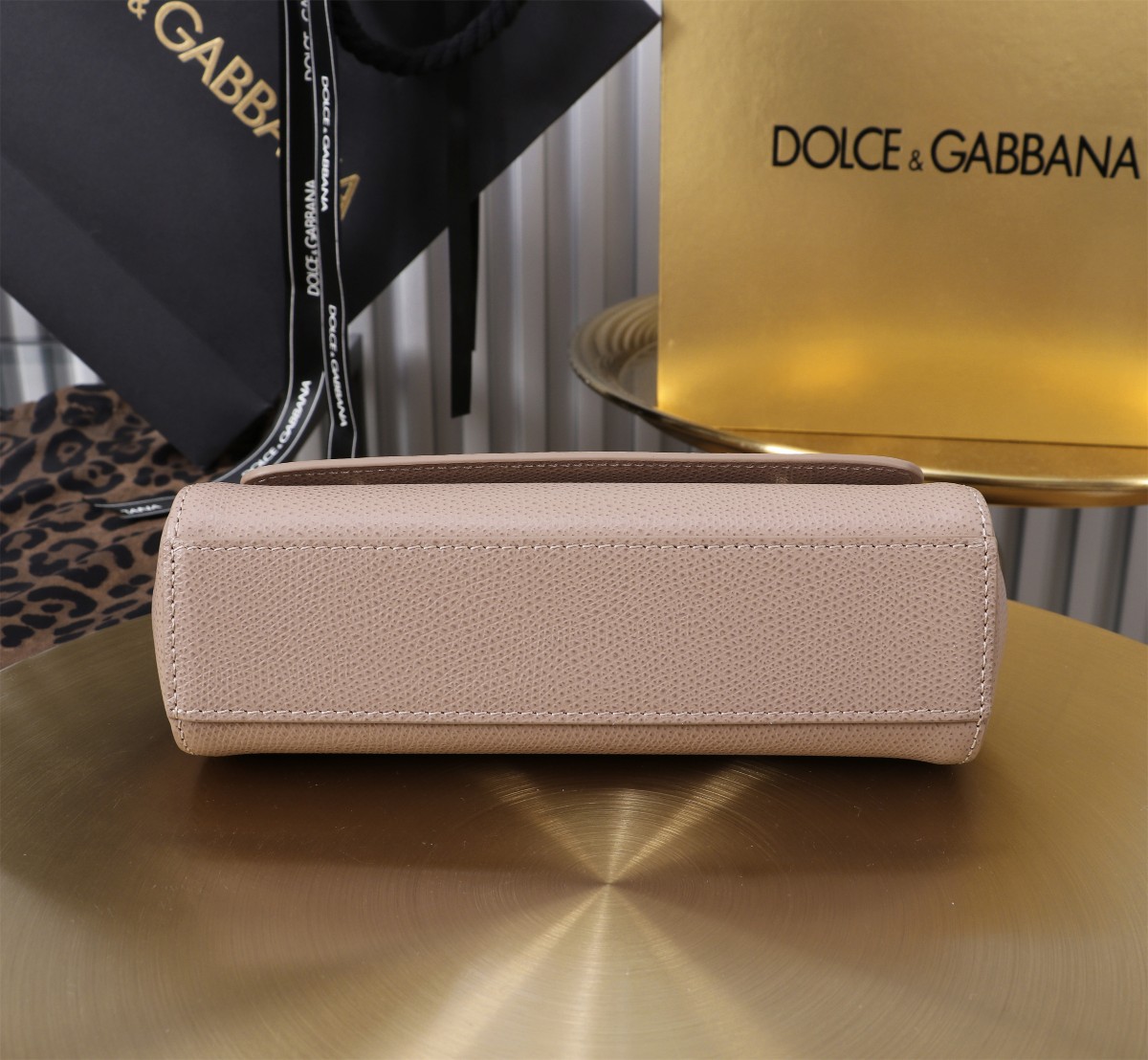 D＆G ドルチェ & ガッバーナ バッグ偽物 牛革 レザー 斜め掛け ハンドバッグ 優雅レディ ピンク_4