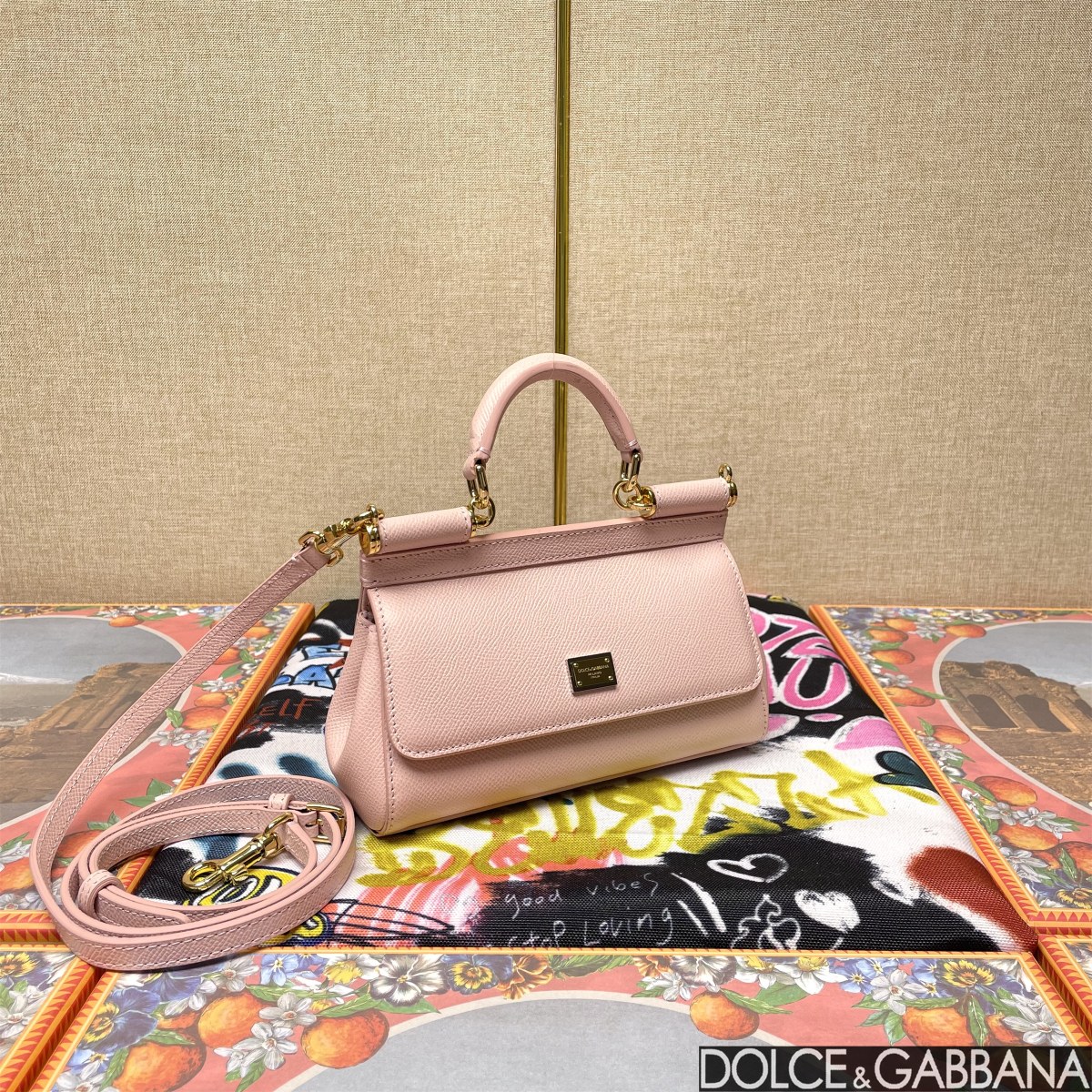 D＆G 優雅レディ ドルガバ カバン偽物 牛革 レザー 斜め掛け ハンドバッグ 日常用 ピンク_2
