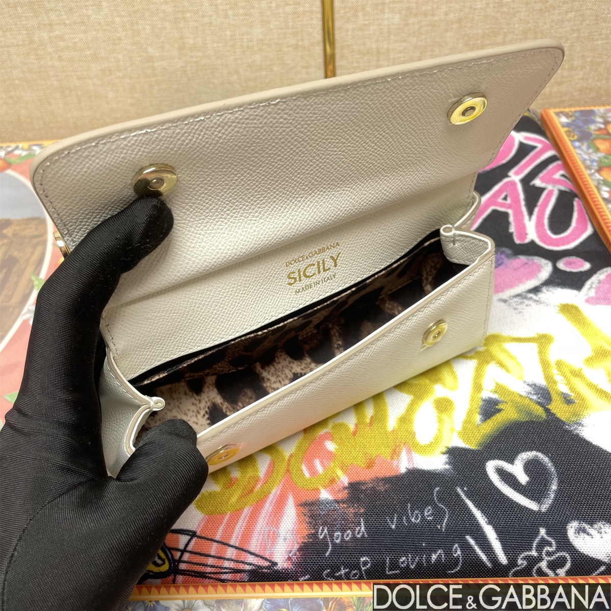 dolce&gabbana カバンスーパーコピー 品質保証 牛革 レザー 斜め掛け ハンドバッグ 日常用 ホワイト_6