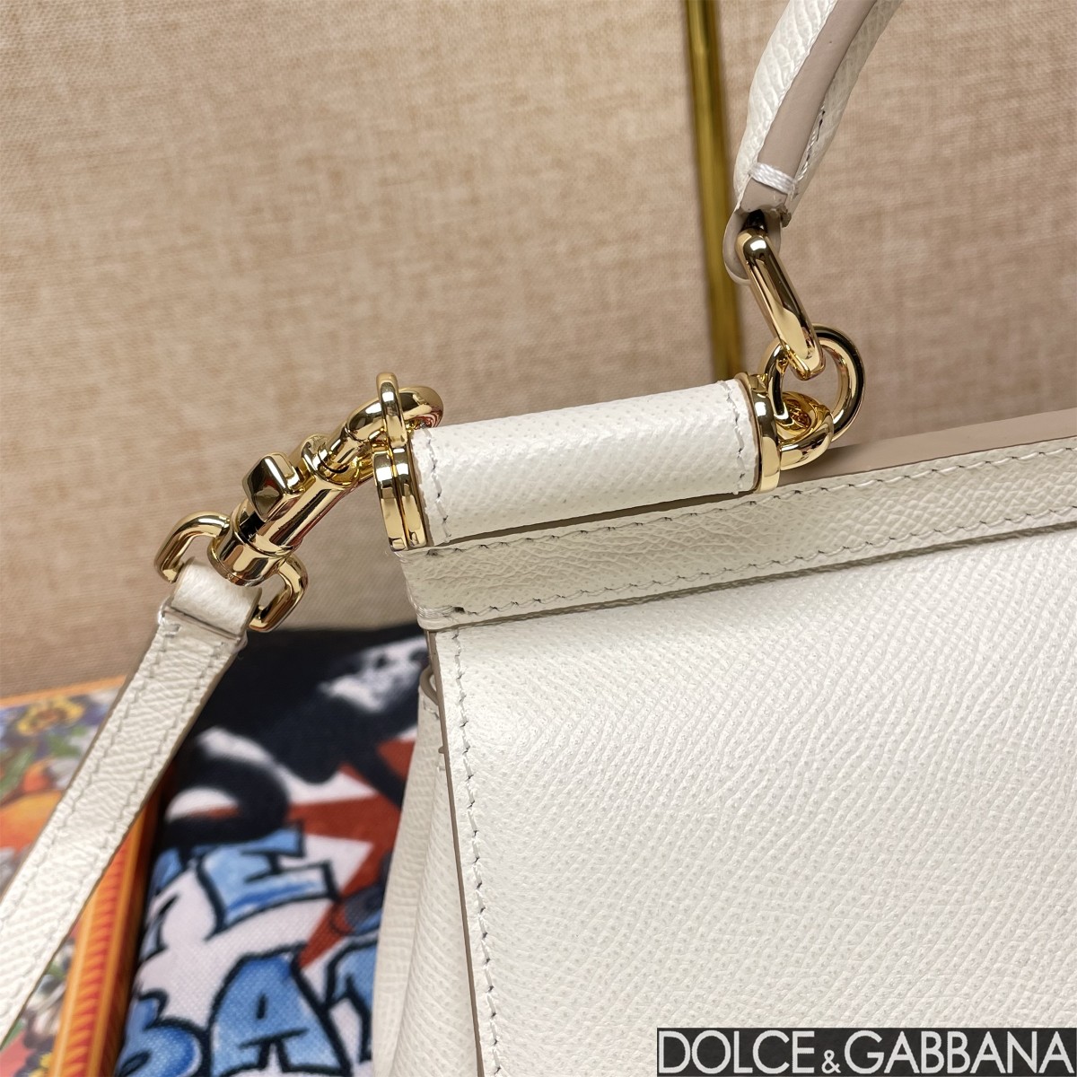 dolce&gabbana カバンスーパーコピー 品質保証 牛革 レザー 斜め掛け ハンドバッグ 日常用 ホワイト_8