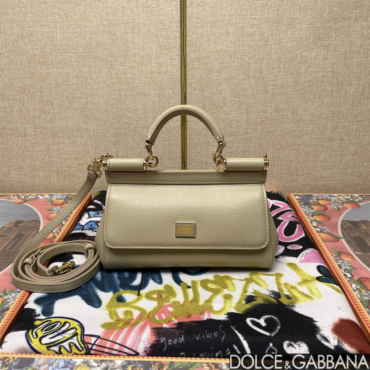 D&G クラッチ バッグ ドルガバ偽物 品質保証 牛革 レザー 斜め掛け ハンドバッグ 通勤 グレー_1