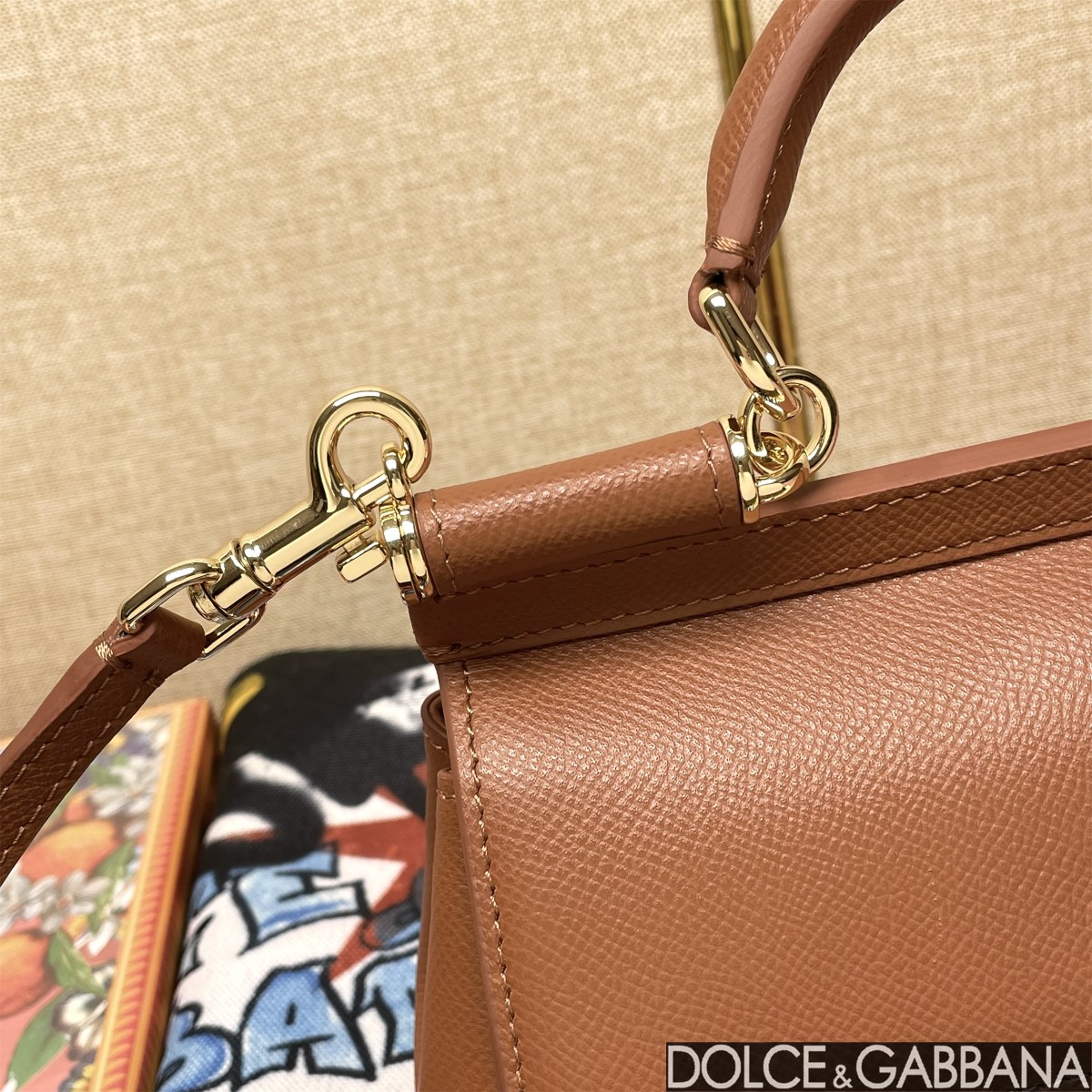 D&G シシリー バッグスーパーコピー 品質保証 本革 レザー 斜め掛け ハンドバッグ 通勤 ブラウン_7