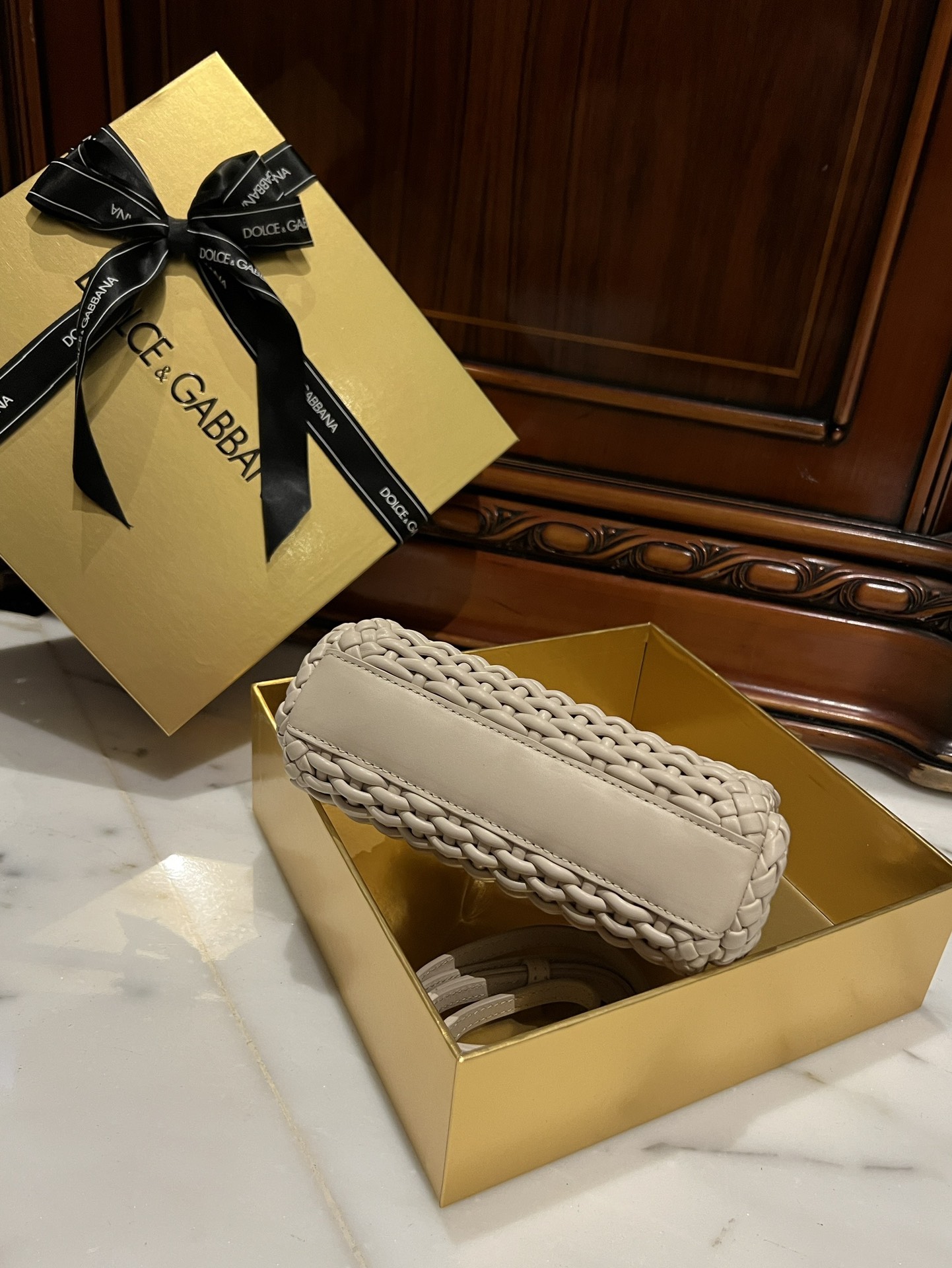 D&G 2025年のお買い得品 ドルガバ カバン レディーススーパーコピー 本革 レザー ハンドバッグ 通勤 ホワイト_5