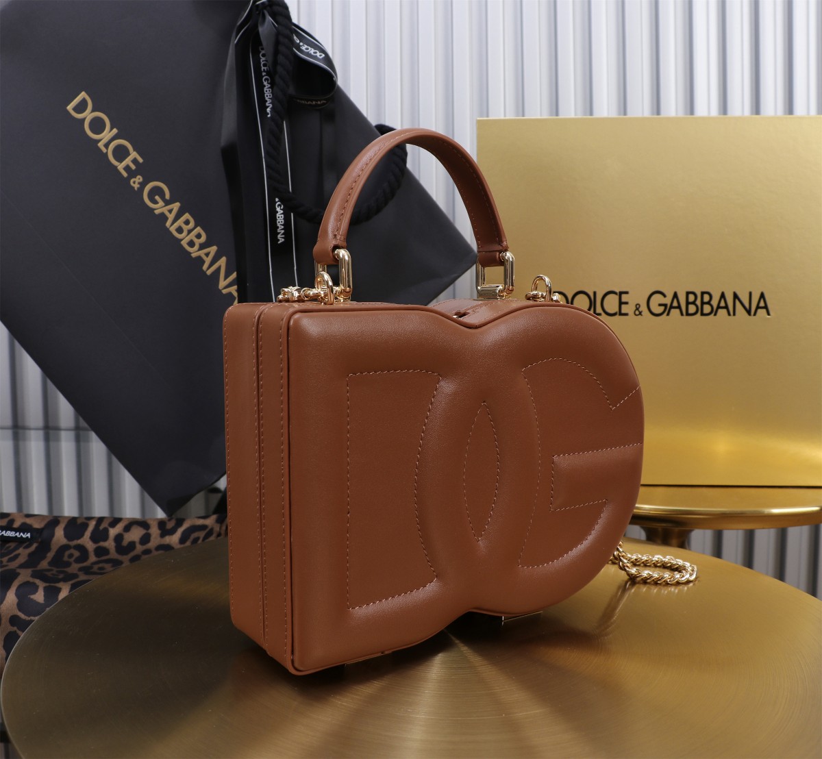 D&G ドルチェ & ガッバーナ バッグ 新作偽物 斜め掛けバッグ 優雅 ハンドバッグ 6405#BOX ブラウン_2