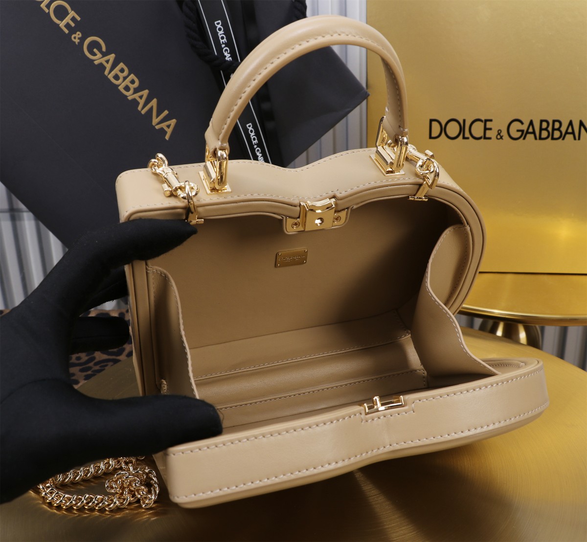 D&G ドルチェ & ガッバーナ ミニ バッグコピー 斜め掛けバッグ 優雅 ハンドバッグ 6405#BOX 杏色_5