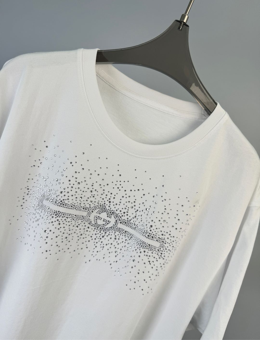 春新作 gucci t シャツ アウトレットコピー 純綿 トップス ロゴプリント ゆったり 半袖 ホワイト_3